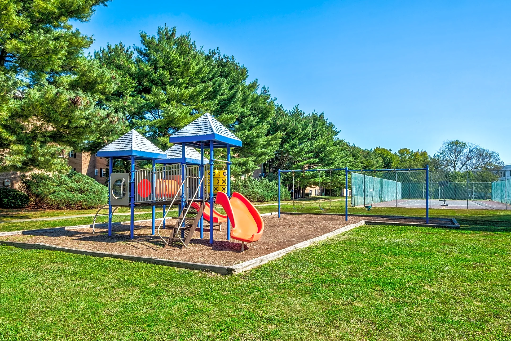Playground - Liberty Square - Newark, DE