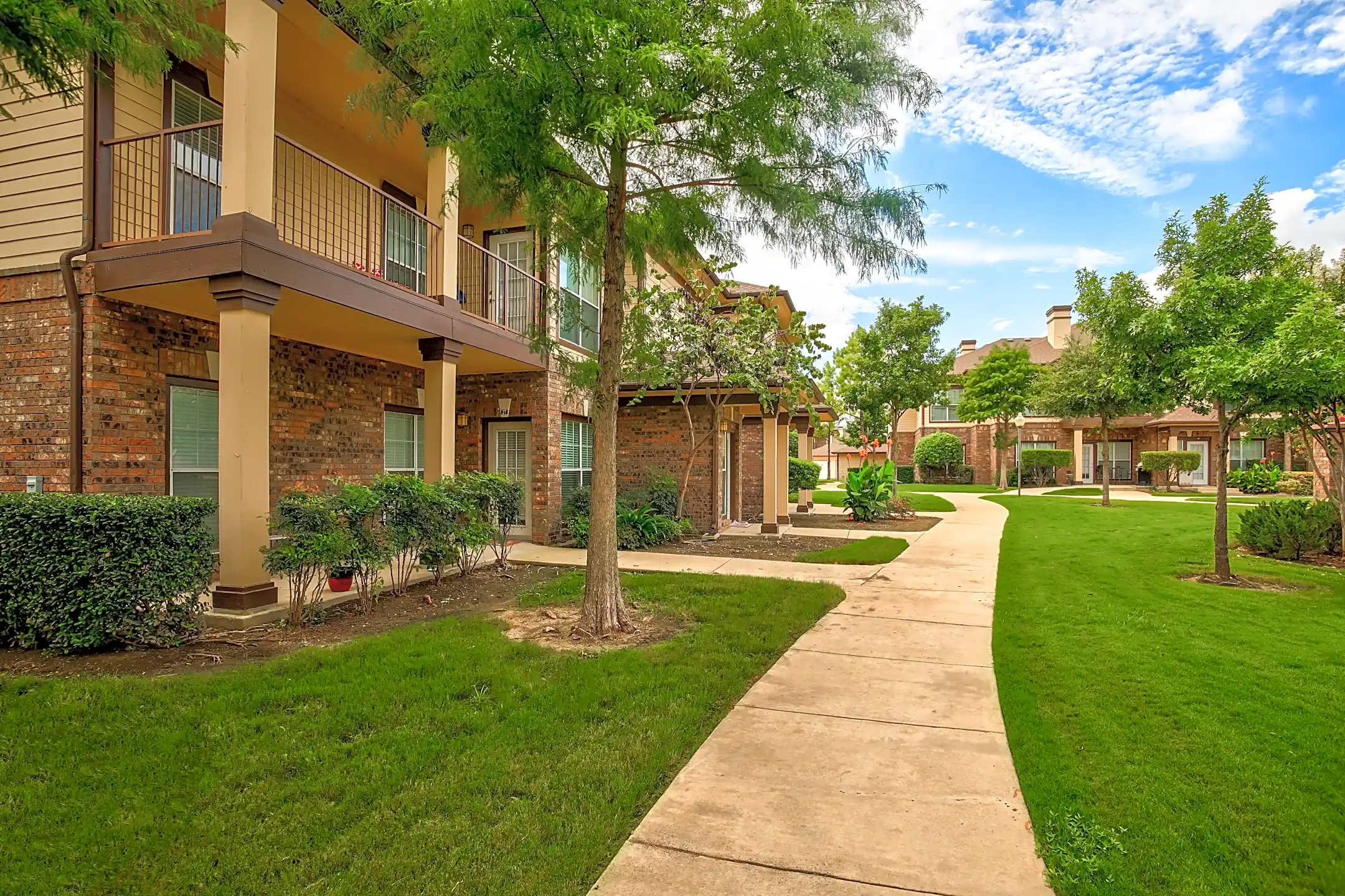Estate Villas At Krum Krum, TX 76249