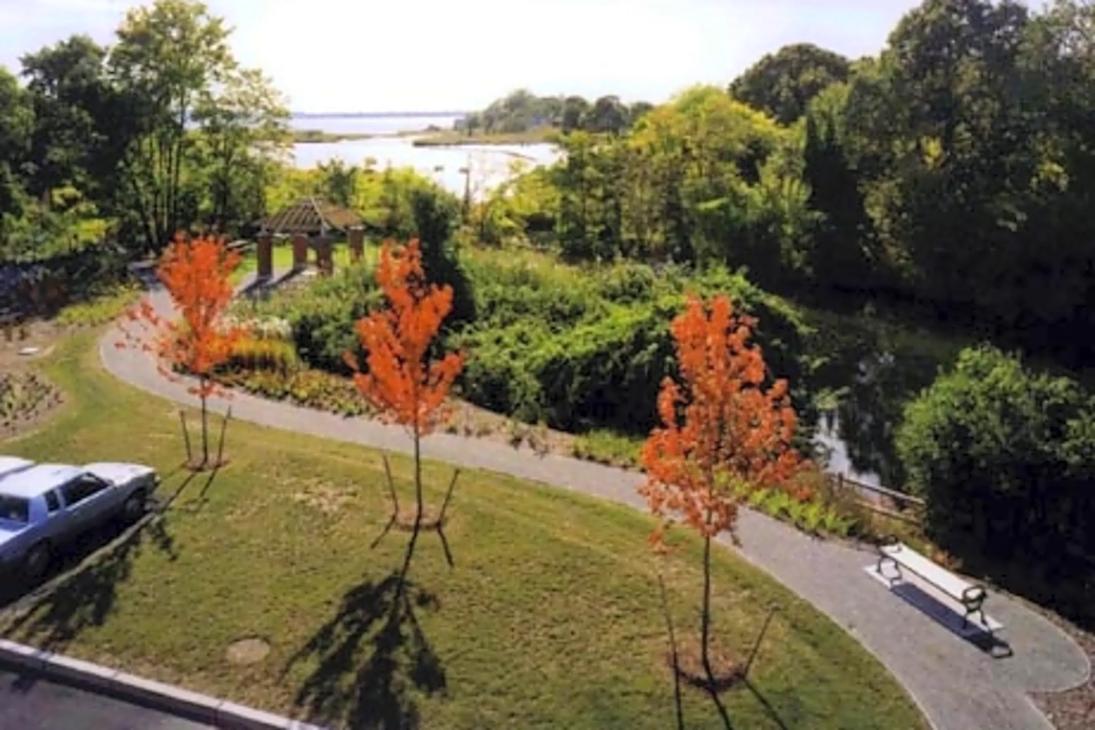 Barrington Cove Apartments, An Active 90 Bay Spring Ave