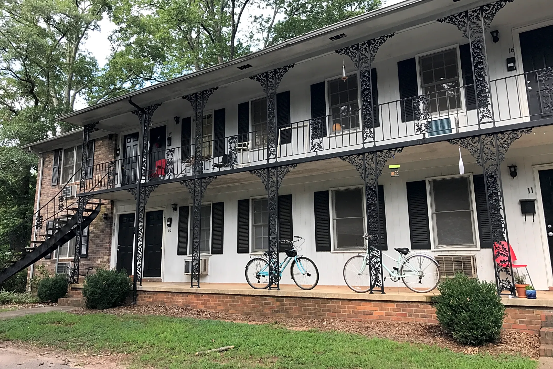 Colonial Apartments Athens Ga