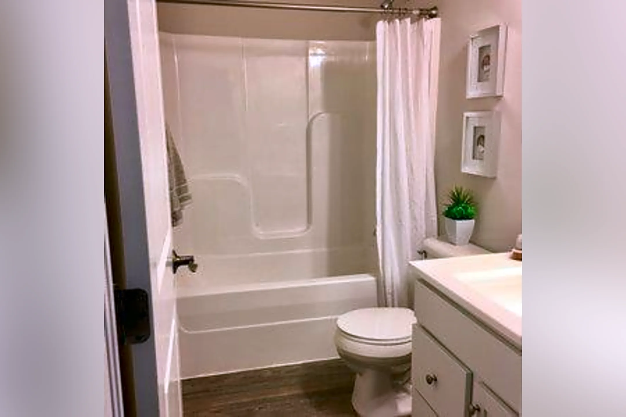 River's Edge Rentals Perrysburg, OH 43551