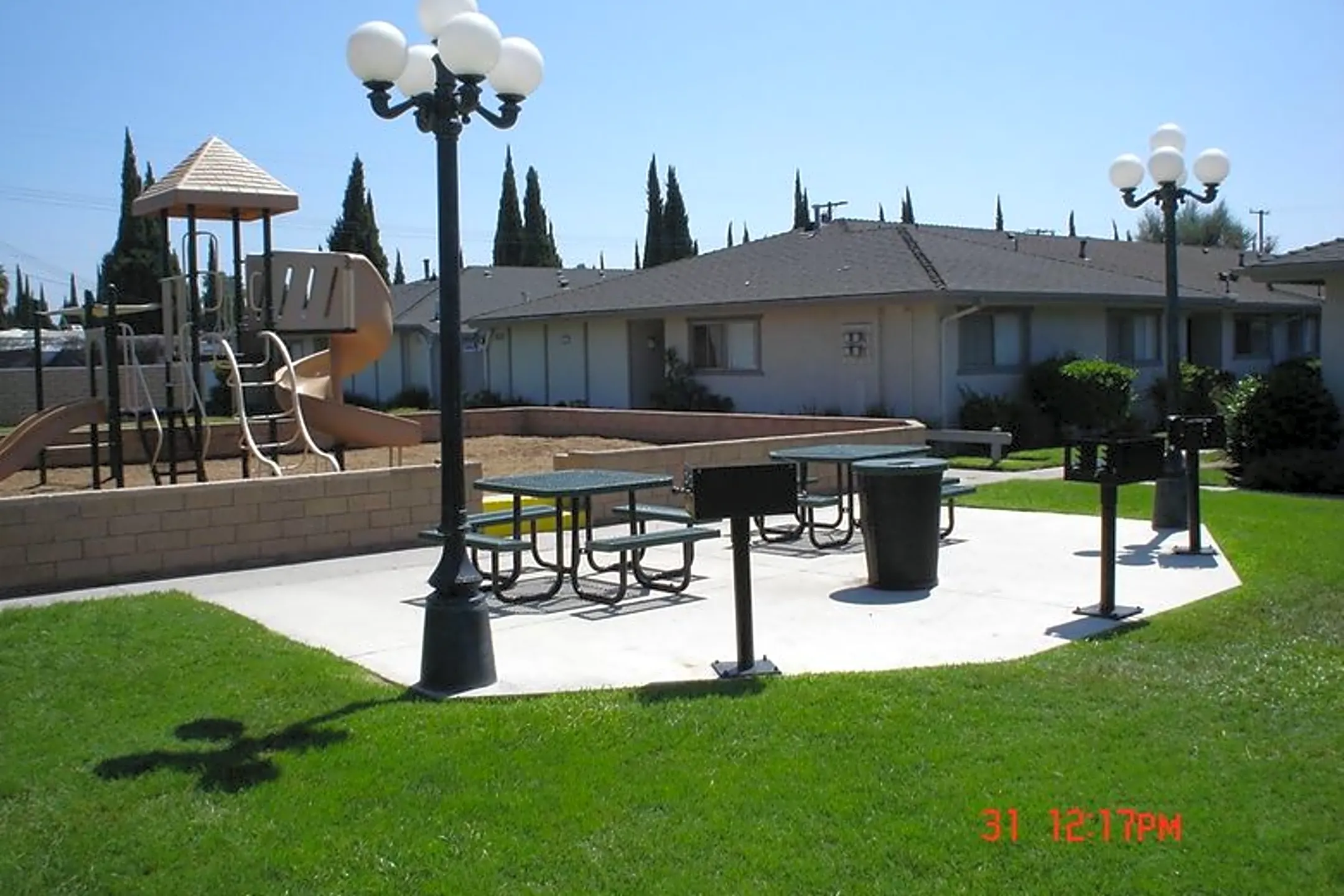 Arbor Glen Apartments - Garden Grove, CA