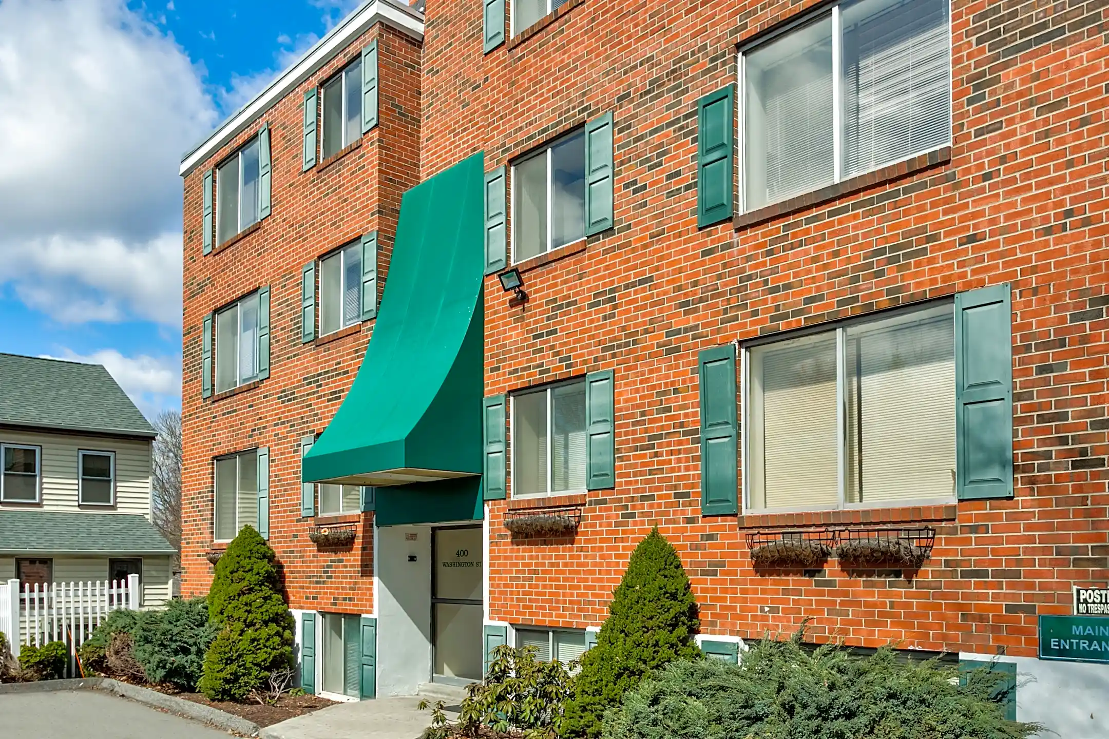 Birchwood Apartments 400 Washington St Middletown, CT Apartments