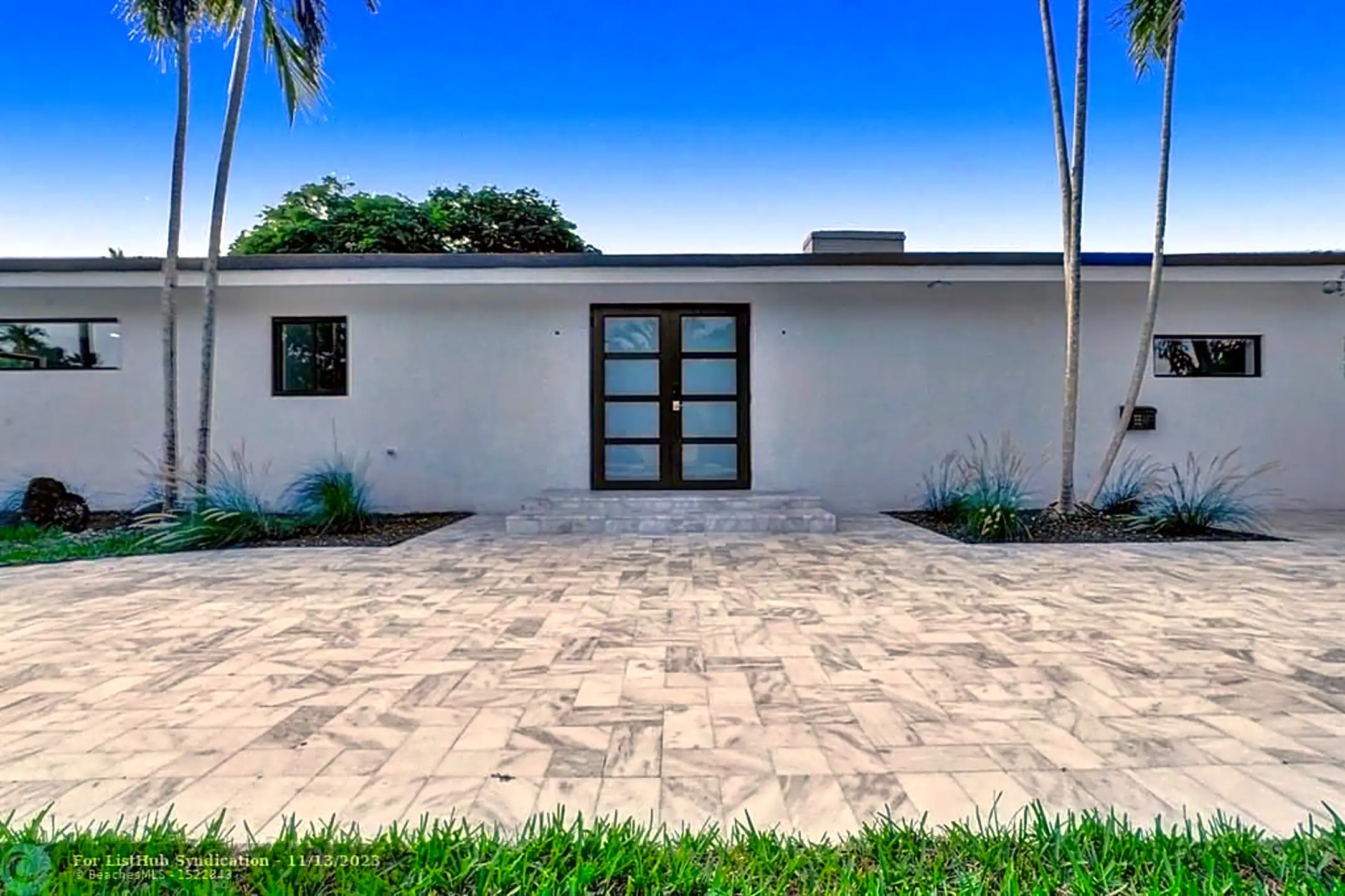 2632 NE 29th Ct - Fort Lauderdale, FL