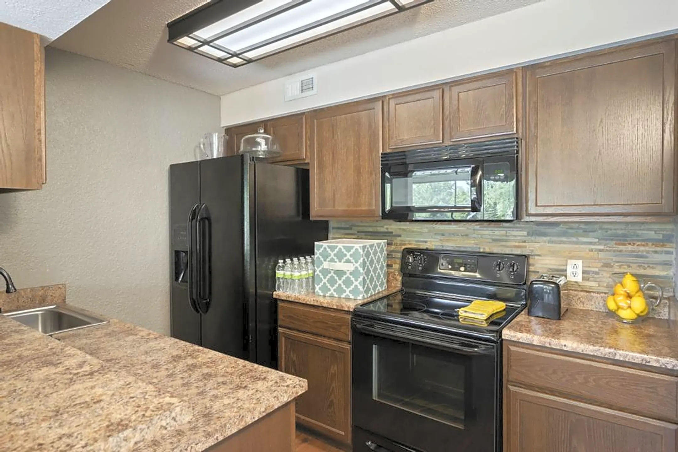 Arcadia at Overland Park Overland Park, KS 66210