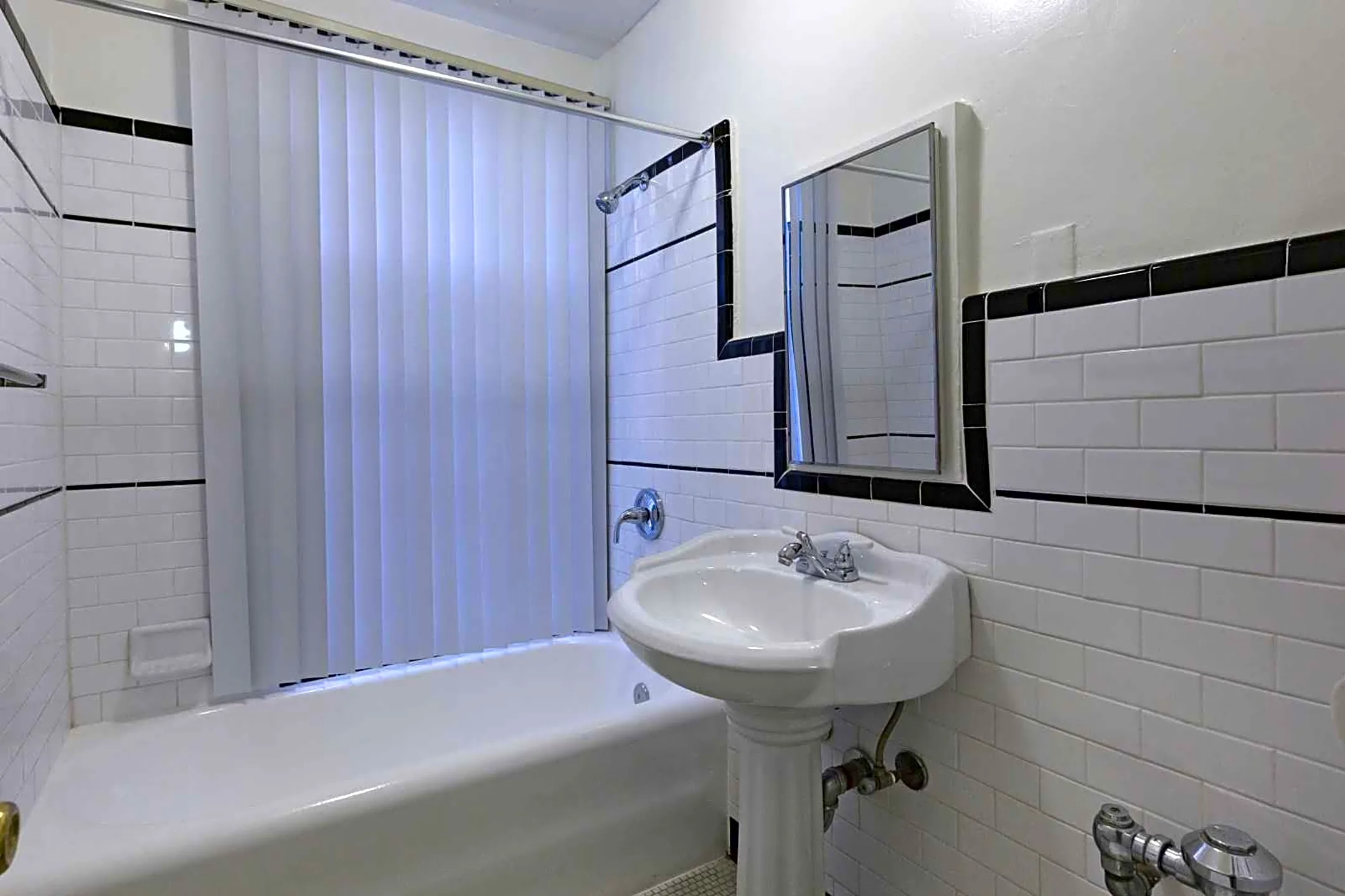 Bathroom - The Langham Apartments - Los Angeles, CA