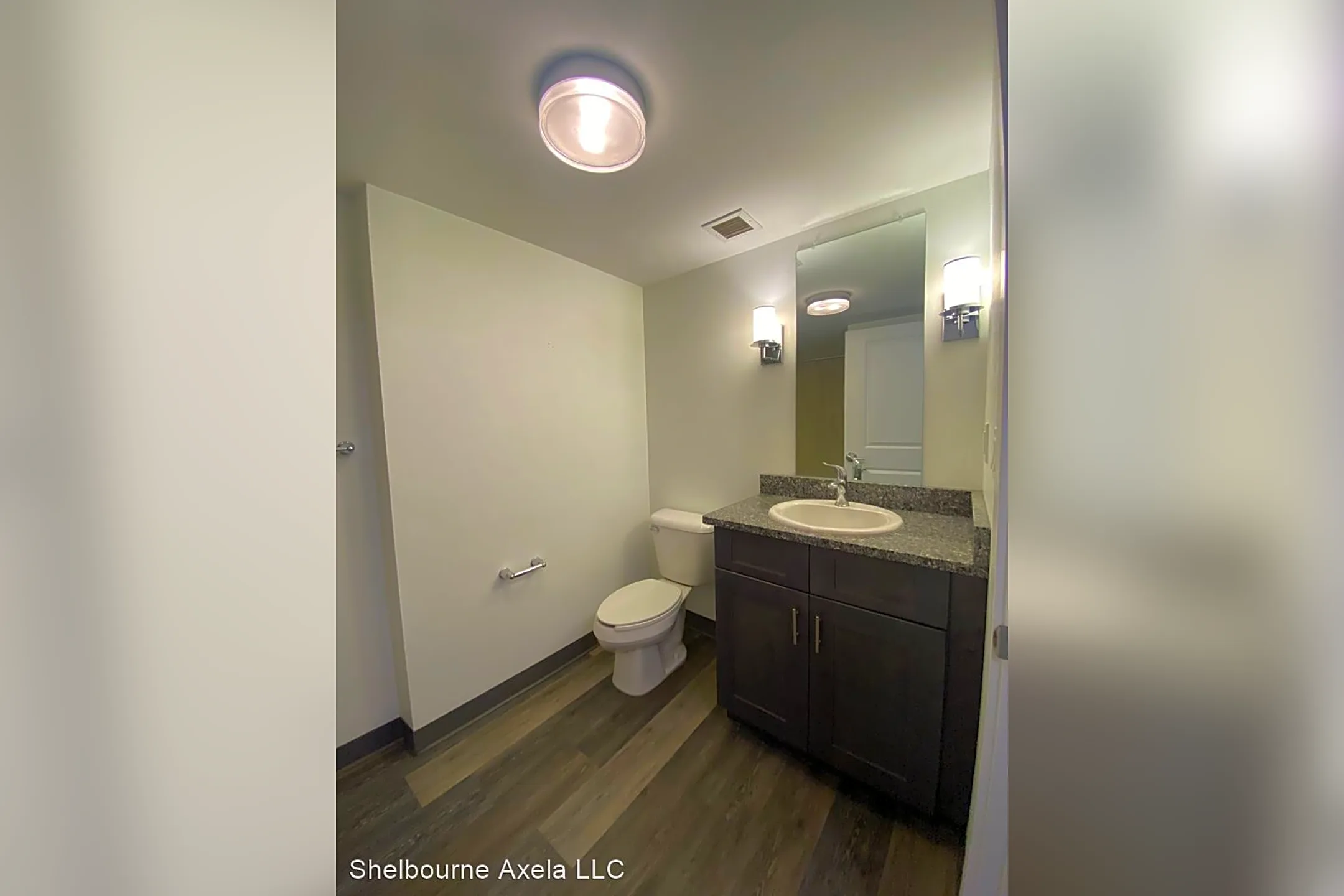 Bathroom - The Millennium - Hartford, CT