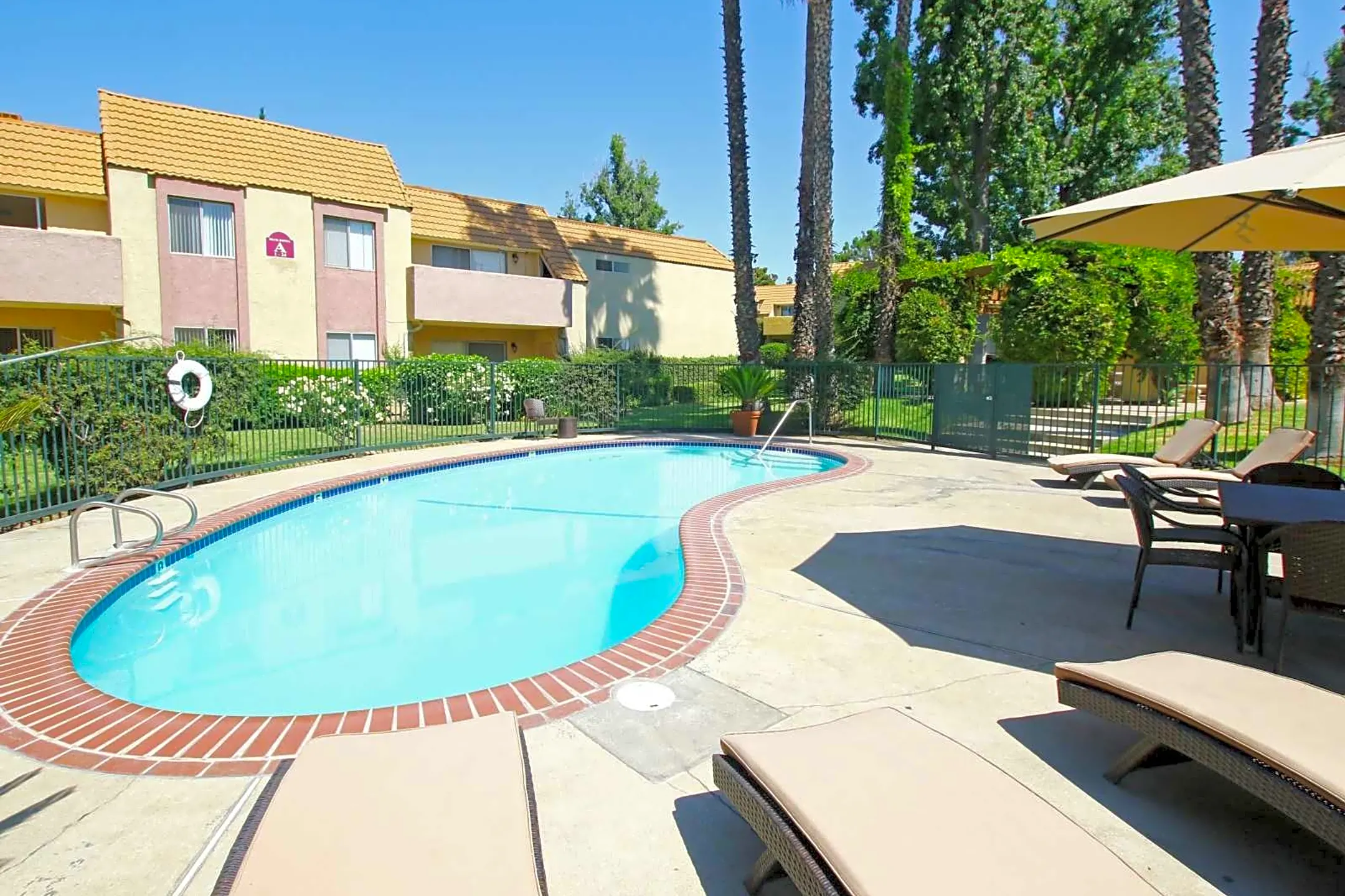 Villa Del Sol Apartments - Pomona, CA 91767