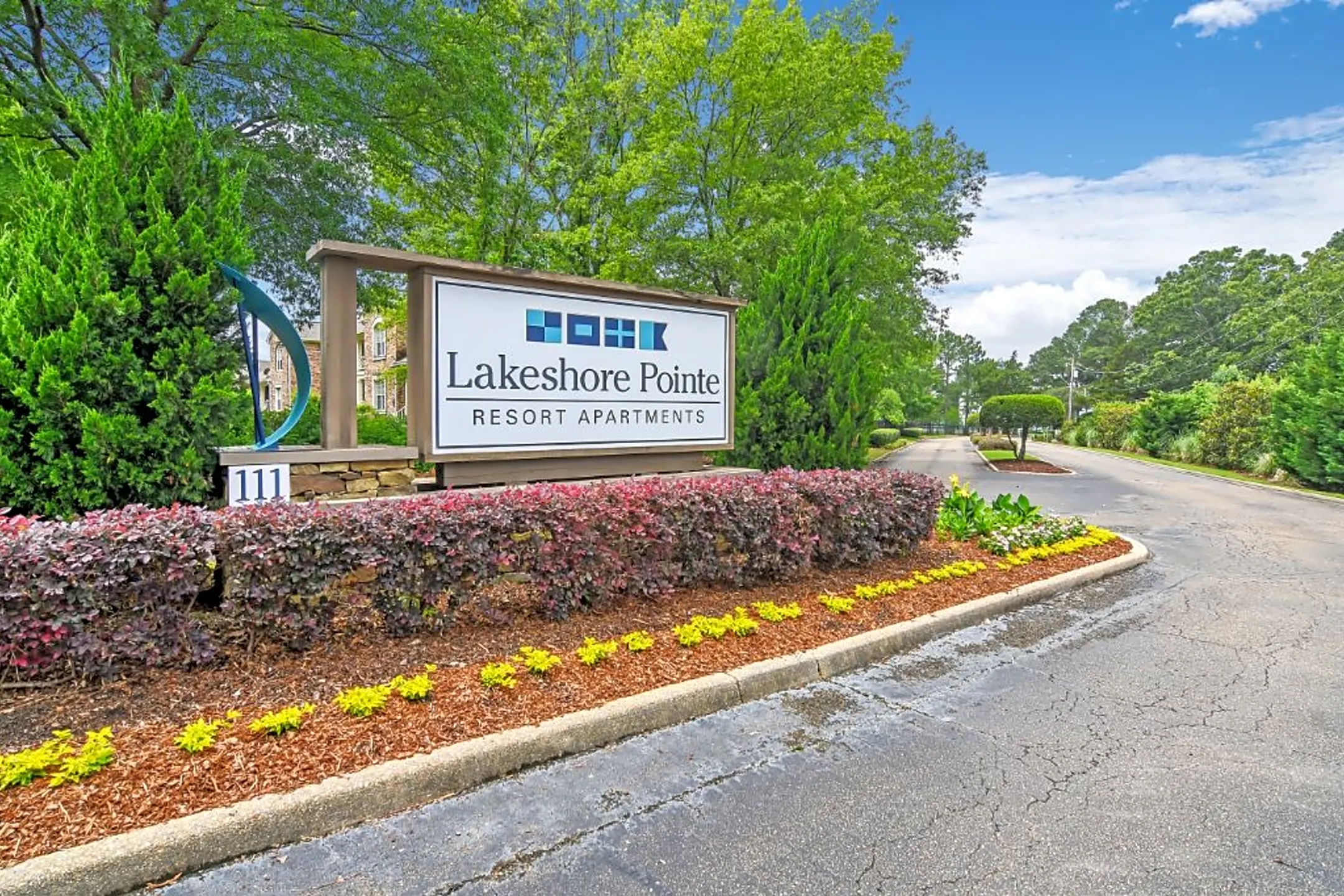 Lakeshore Pointe Resort Apartments Brandon, MS 39047