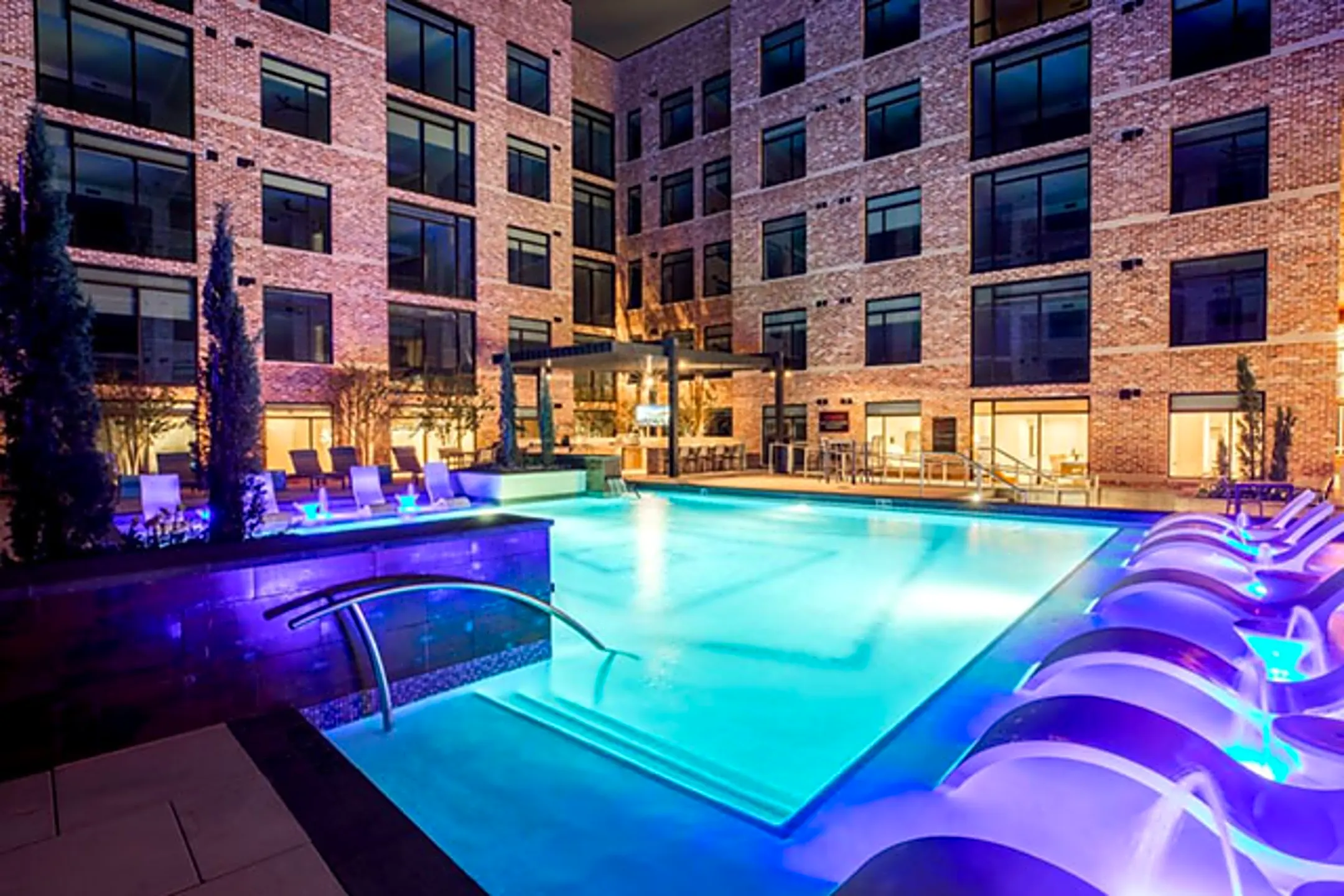 Pool - 3663 Washington Avenue - Houston, TX