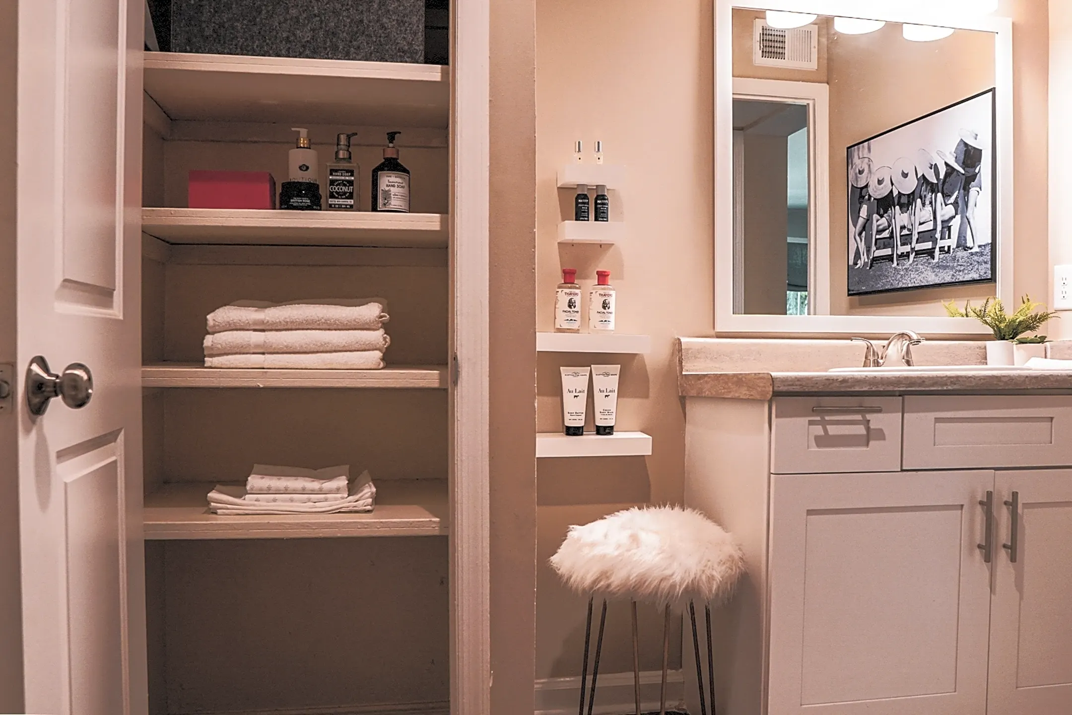 Of Kettering 4889 Far Hills Ave Kettering, OH Apartments