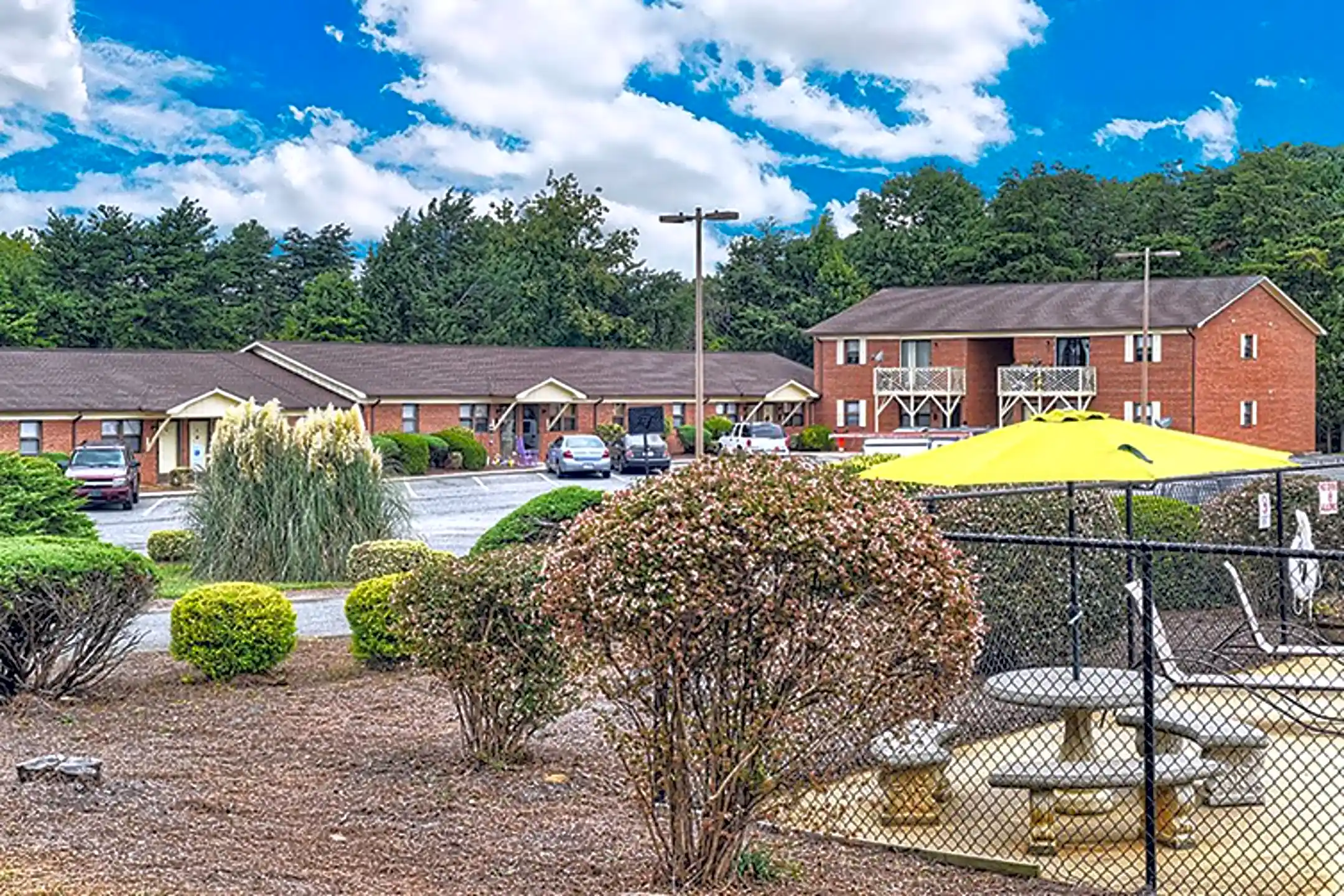 Southgate Garden Apartments Thomasville, NC 27360