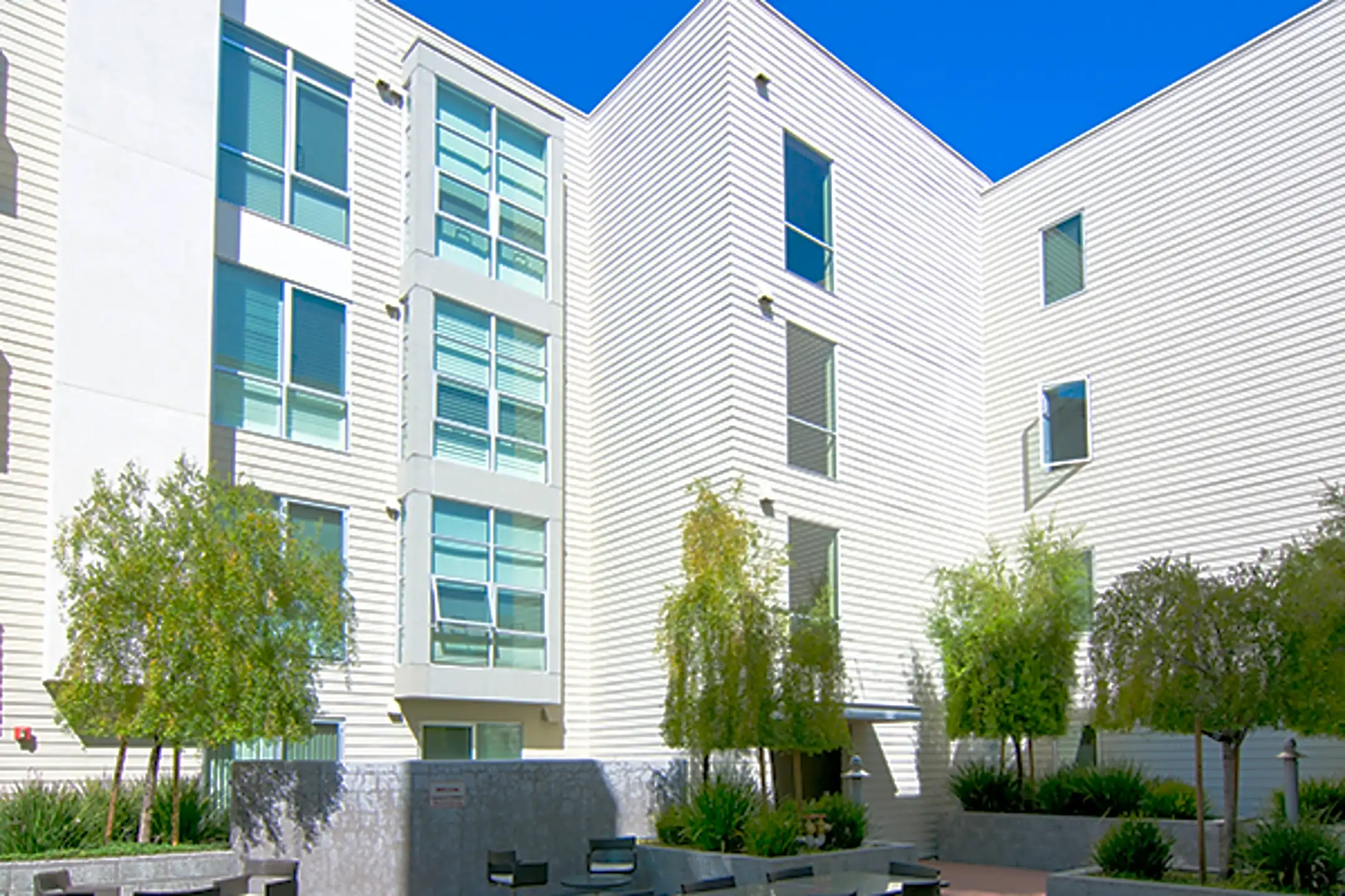 The Mercer 1655 N Calif Blvd Walnut Creek, CA Apartments for Rent