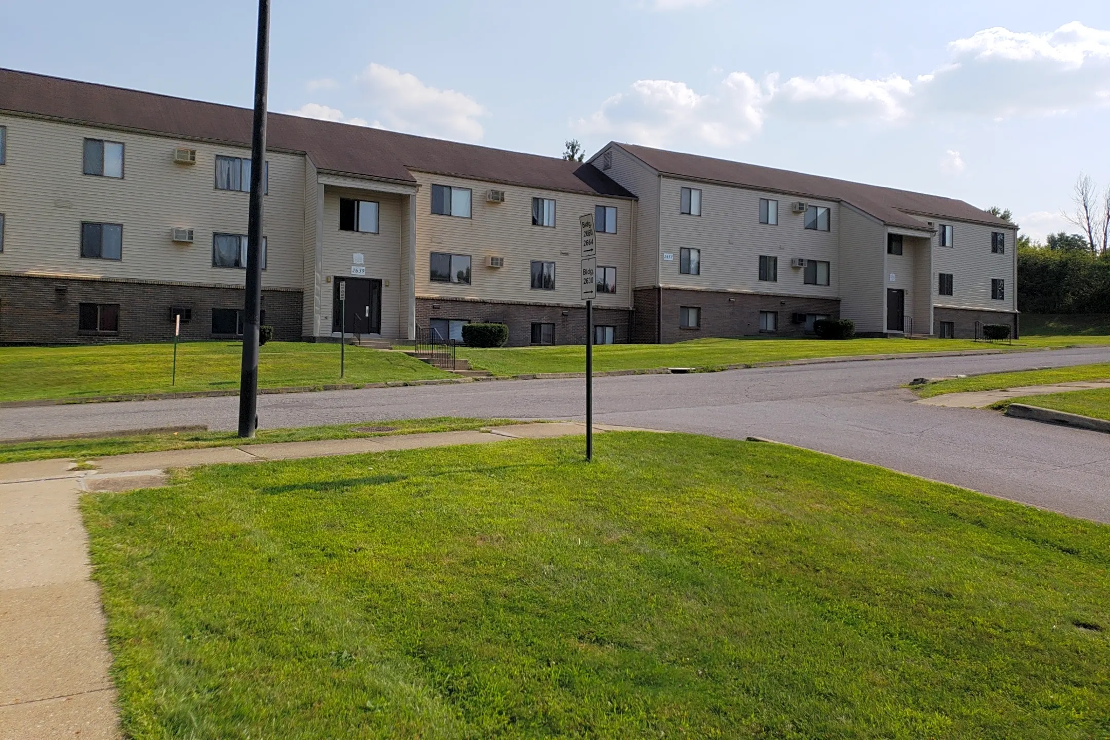 Valley View Apts - 2626 Tyrell St | Youngstown, OH Apartments for Rent ...