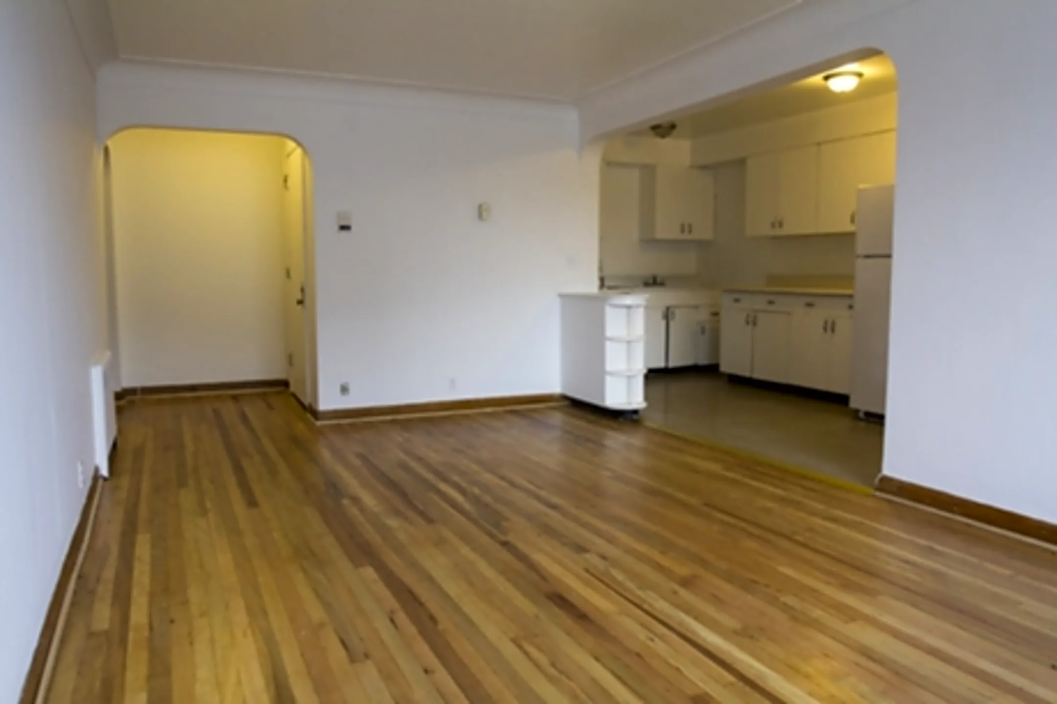 Historic Bancroft Apartments 425 West Bancroft Suite 4 Toledo, OH