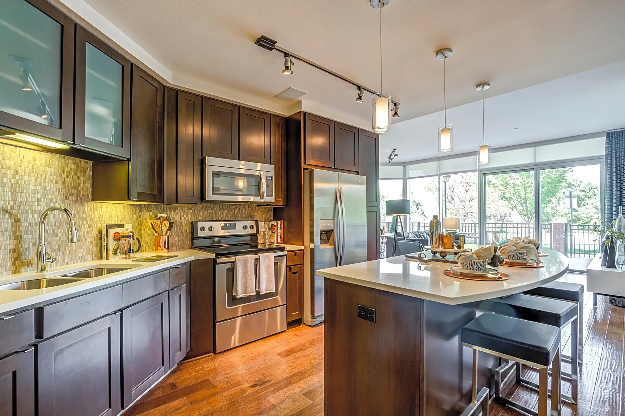 Kitchen - Gables Cherry Creek Apartments - Denver, CO