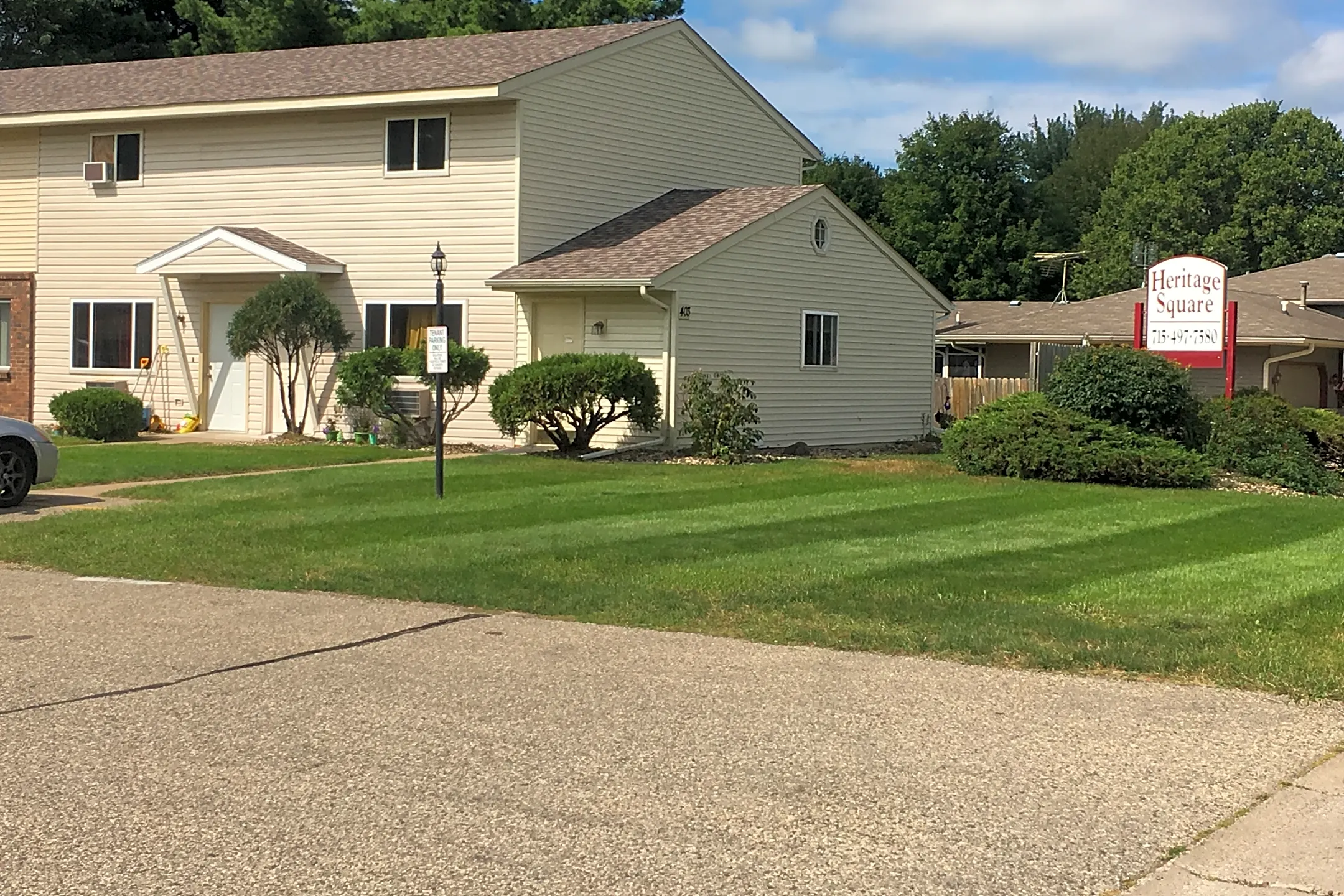 Heritage Square Townhomes Apartments River Falls, WI 54022