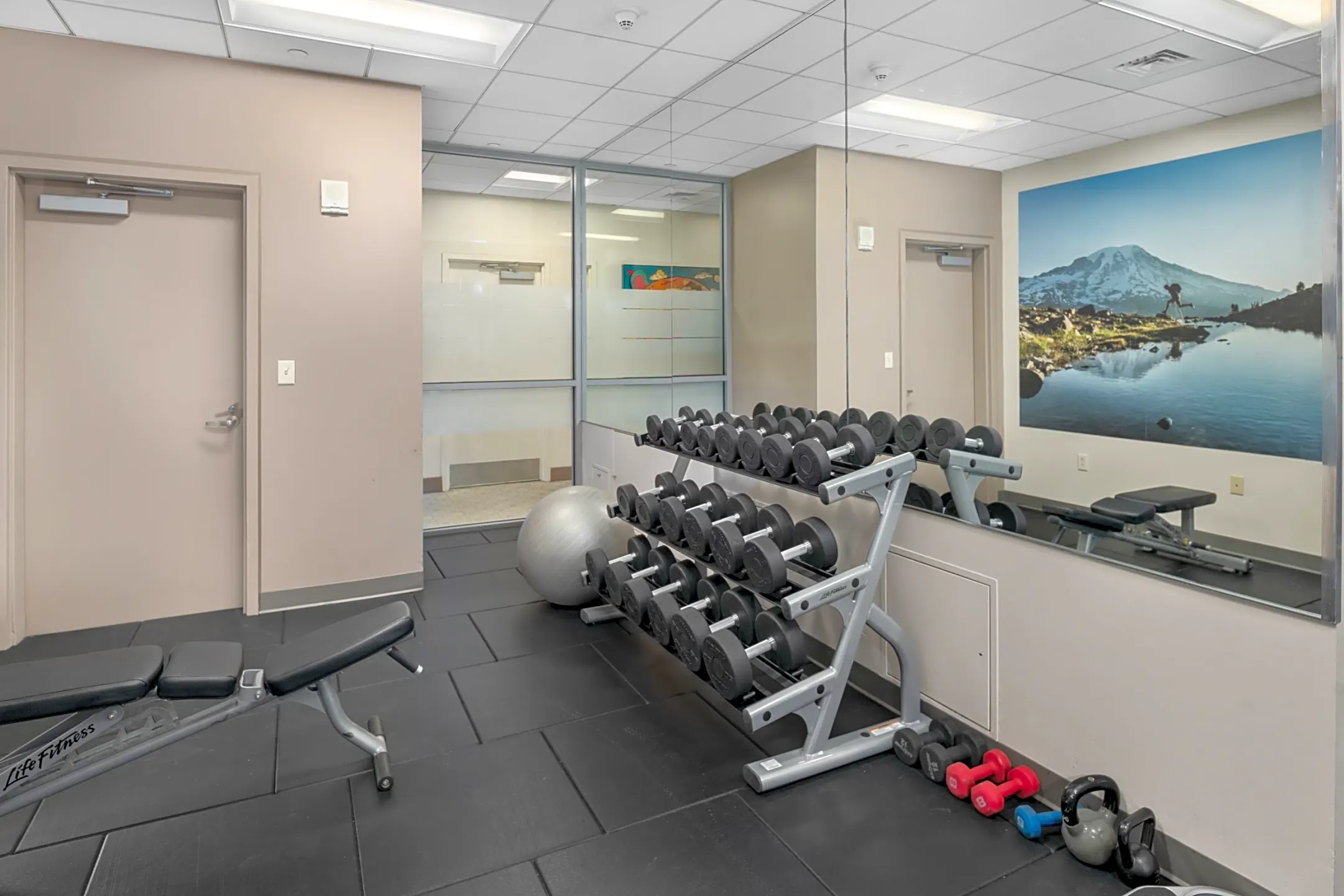 Fitness Weight Room - Hartford 21 - Hartford, CT