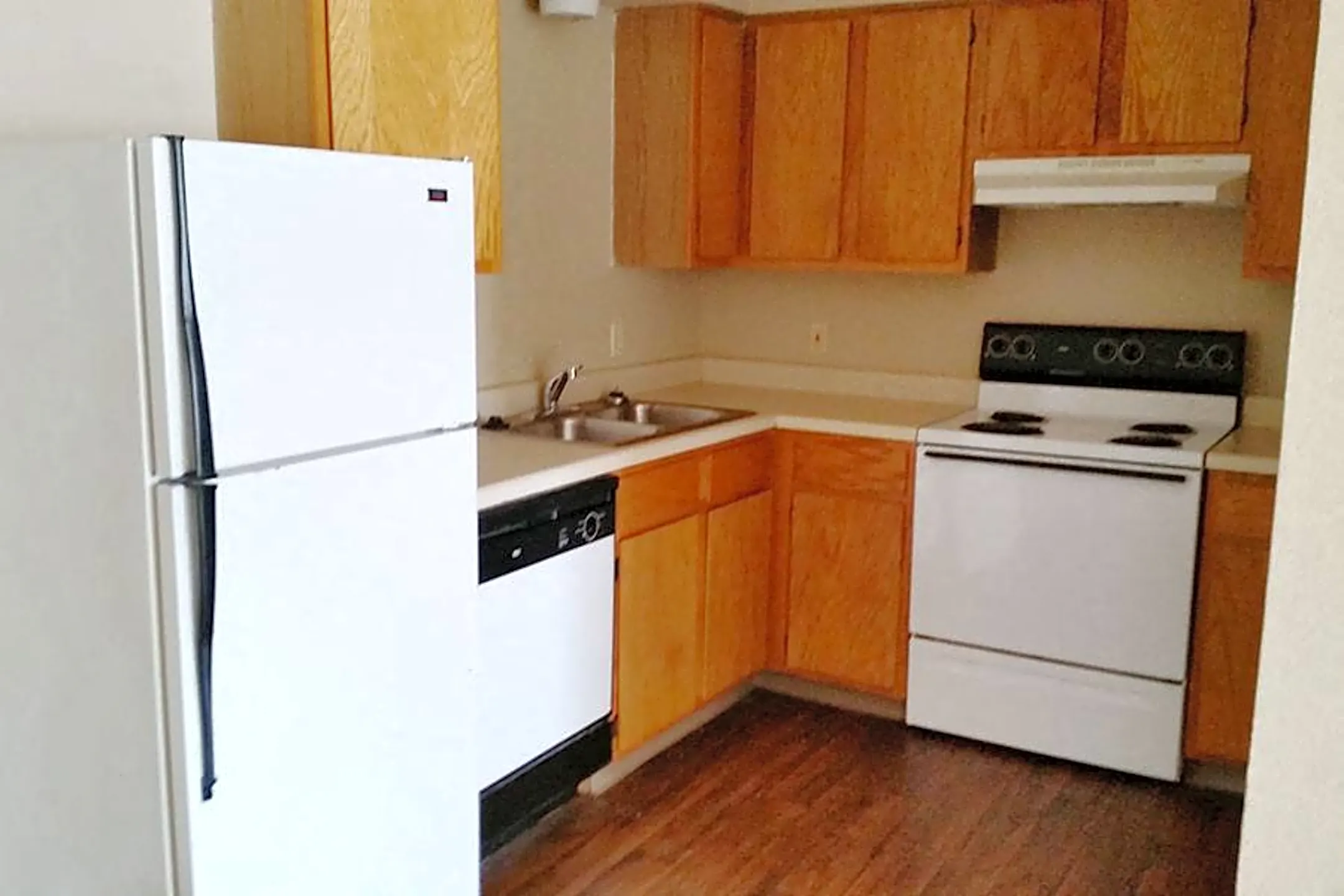 Paola Sundance Apartments Apartments Paola, KS 66071