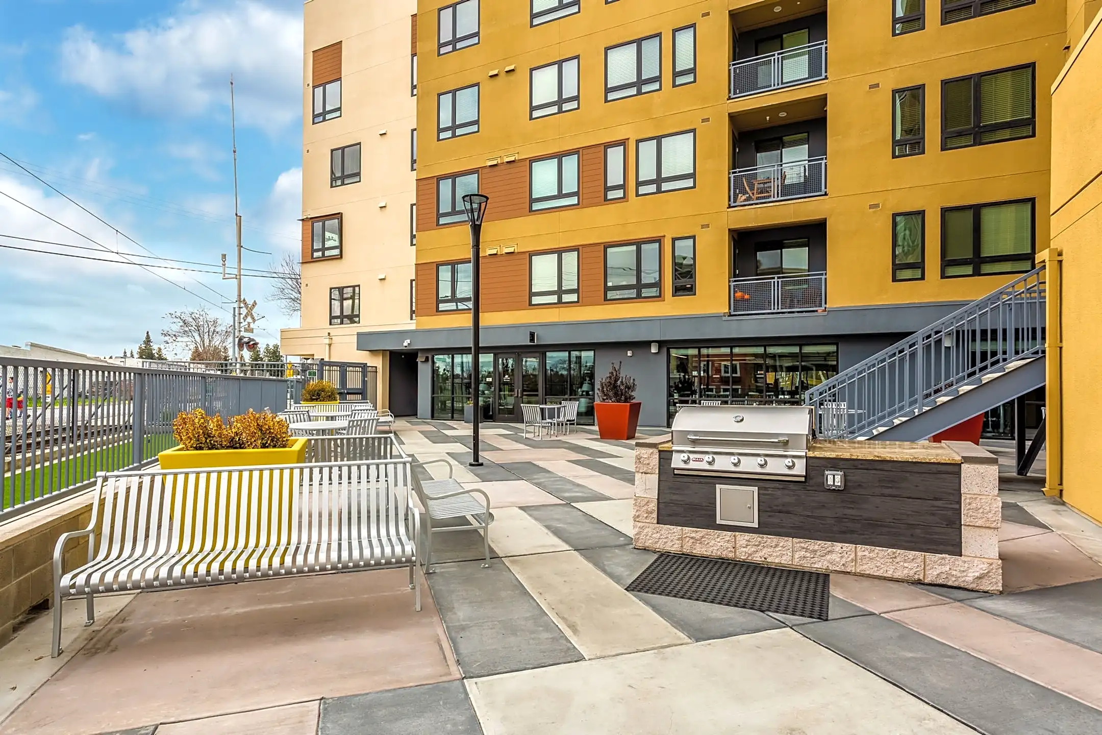 Silver Apartments 333 Sunol Street San Jose, CA Apartments for Rent