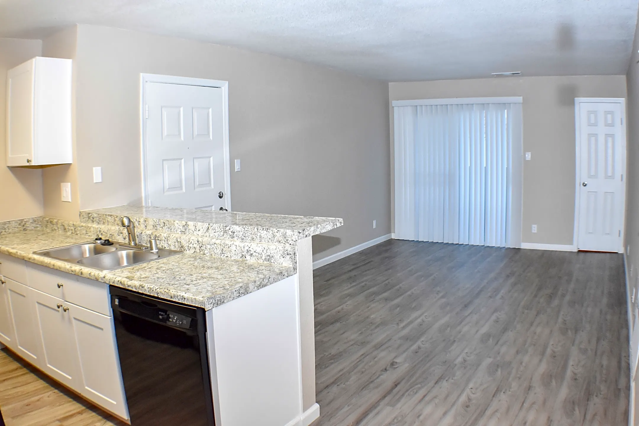 Lakeview Apartments - Reno, NV 89509