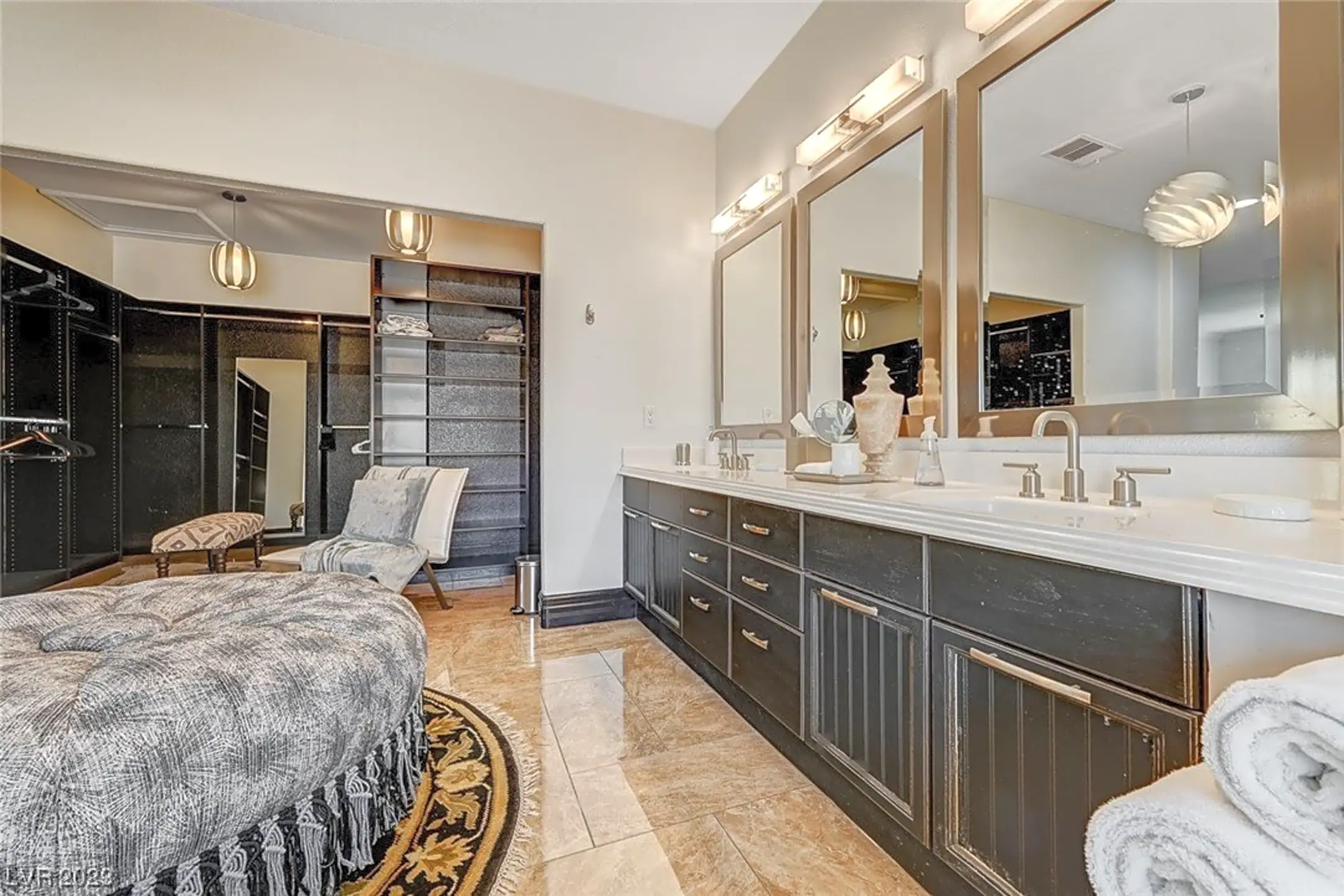 9593 Los Cotos Ct - Las Vegas, NV