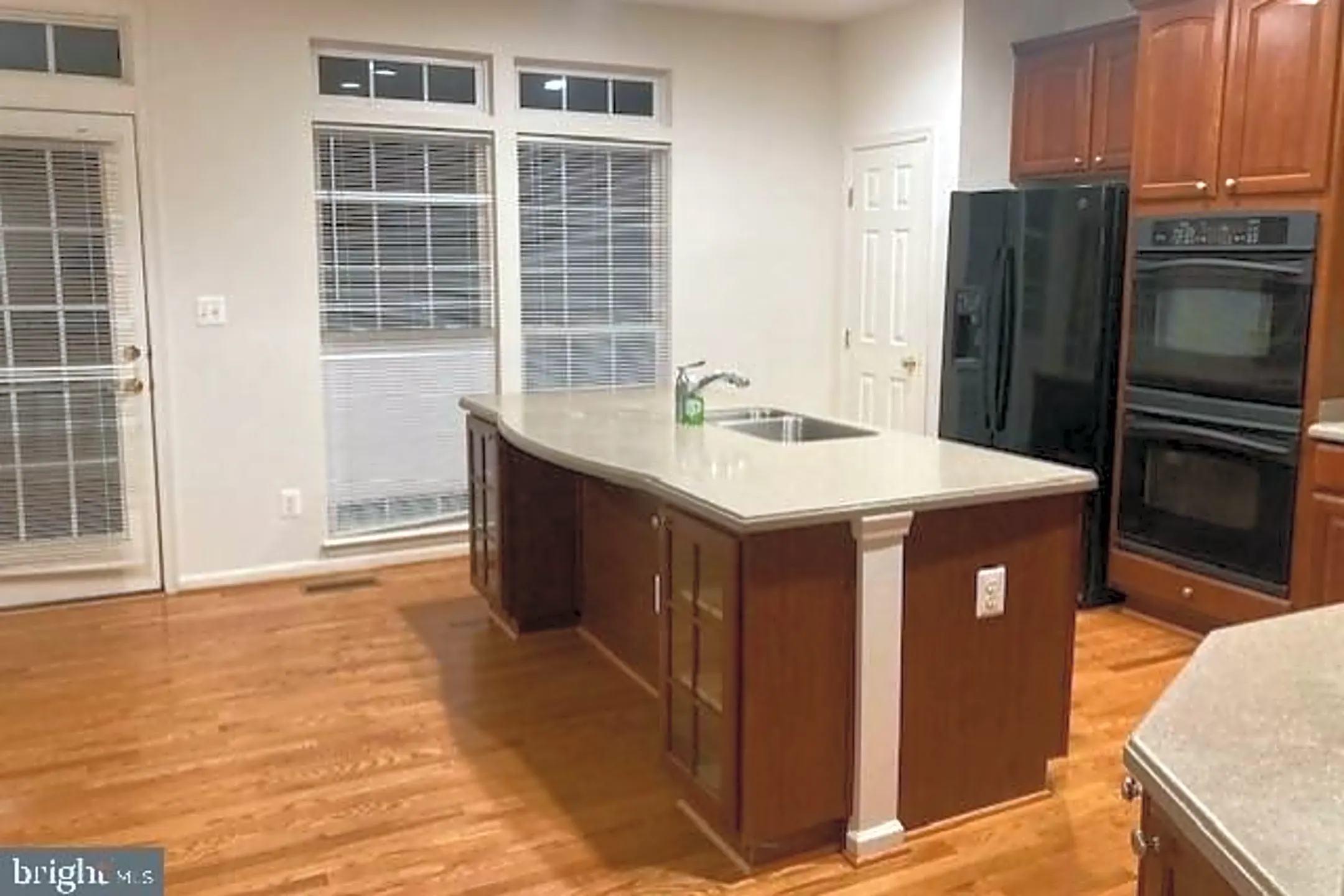 Dining Room - 2221 Potomac Club Pkwy - Woodbridge, VA
