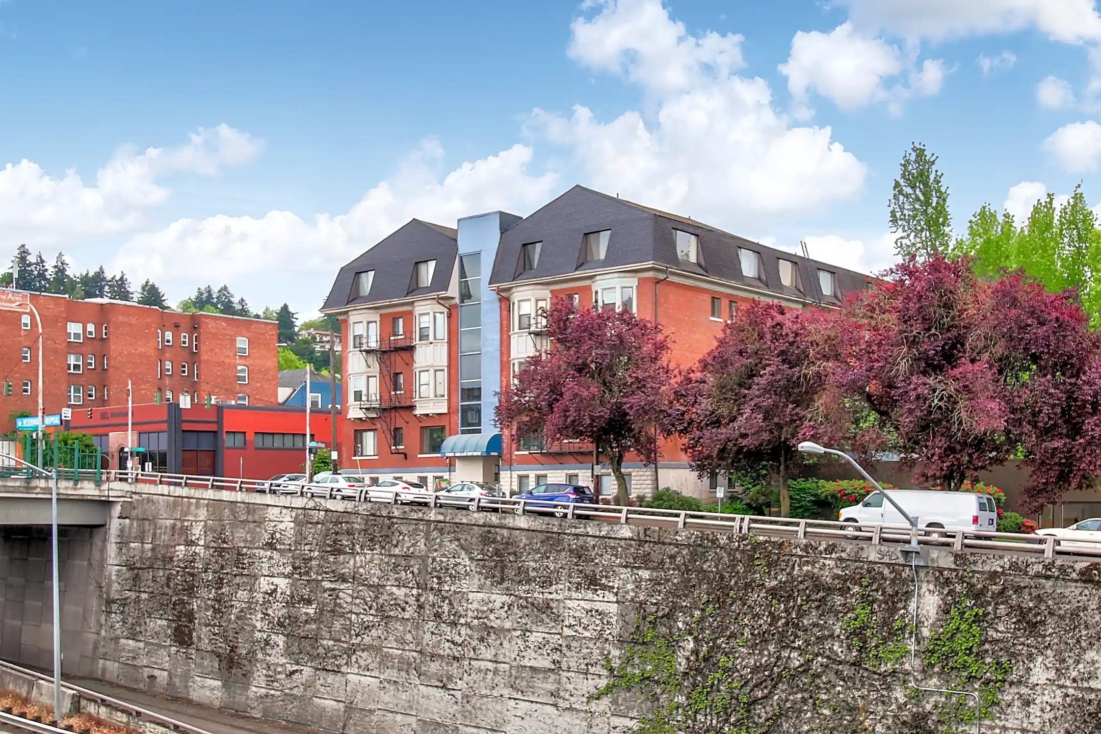 Grandview Portland, OR 97201