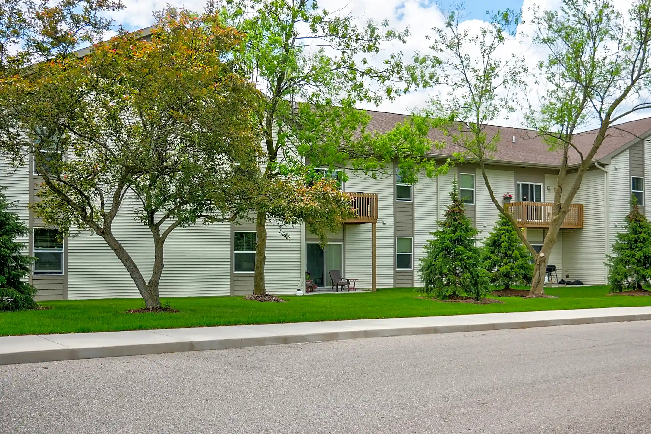 Beckwith Place Apartments 1359 Dewberry Pl Ne Grand Rapids, MI