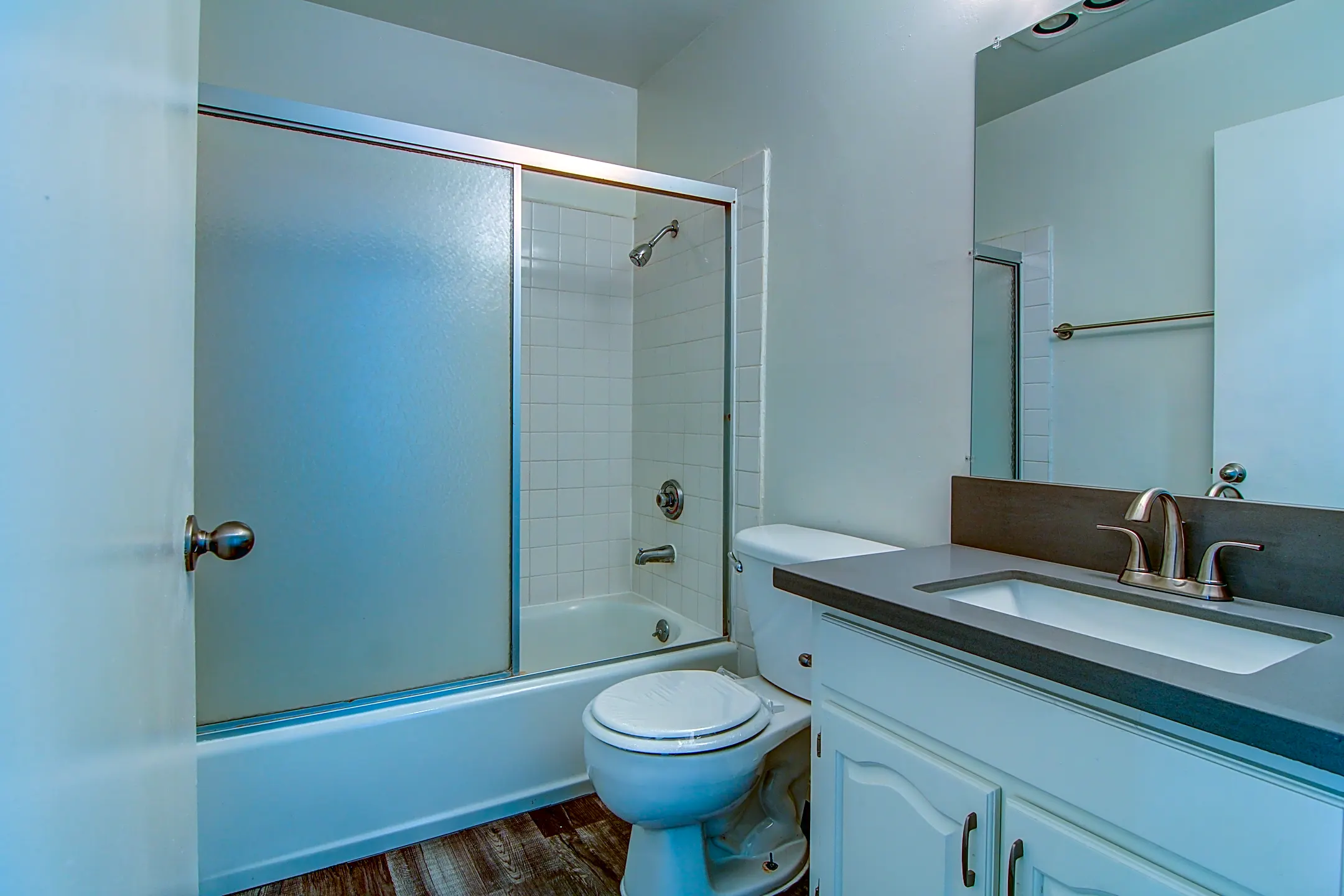 Esther Apartments Long Beach, CA 90813