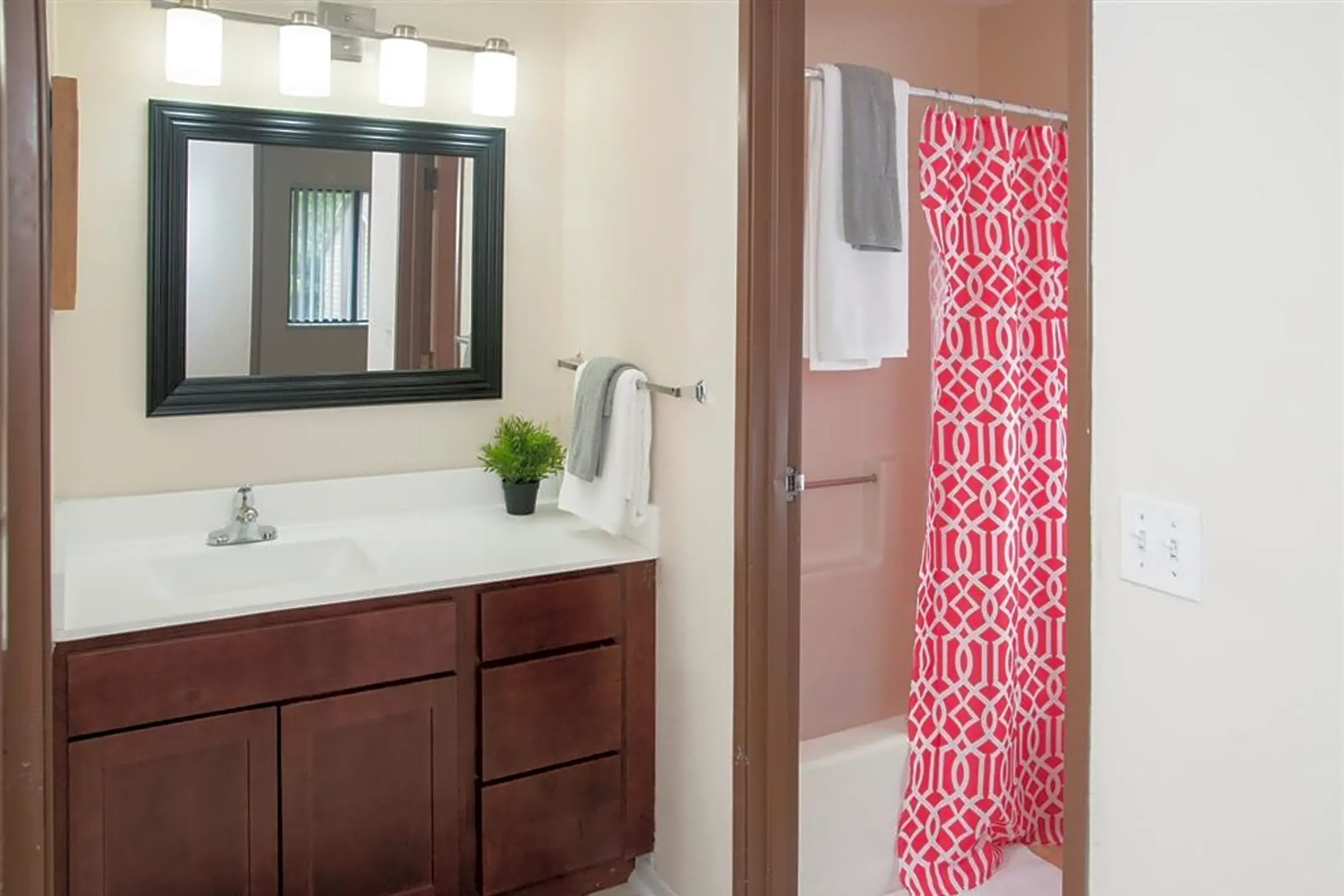 The Commons Inver Grove Heights, MN 55076