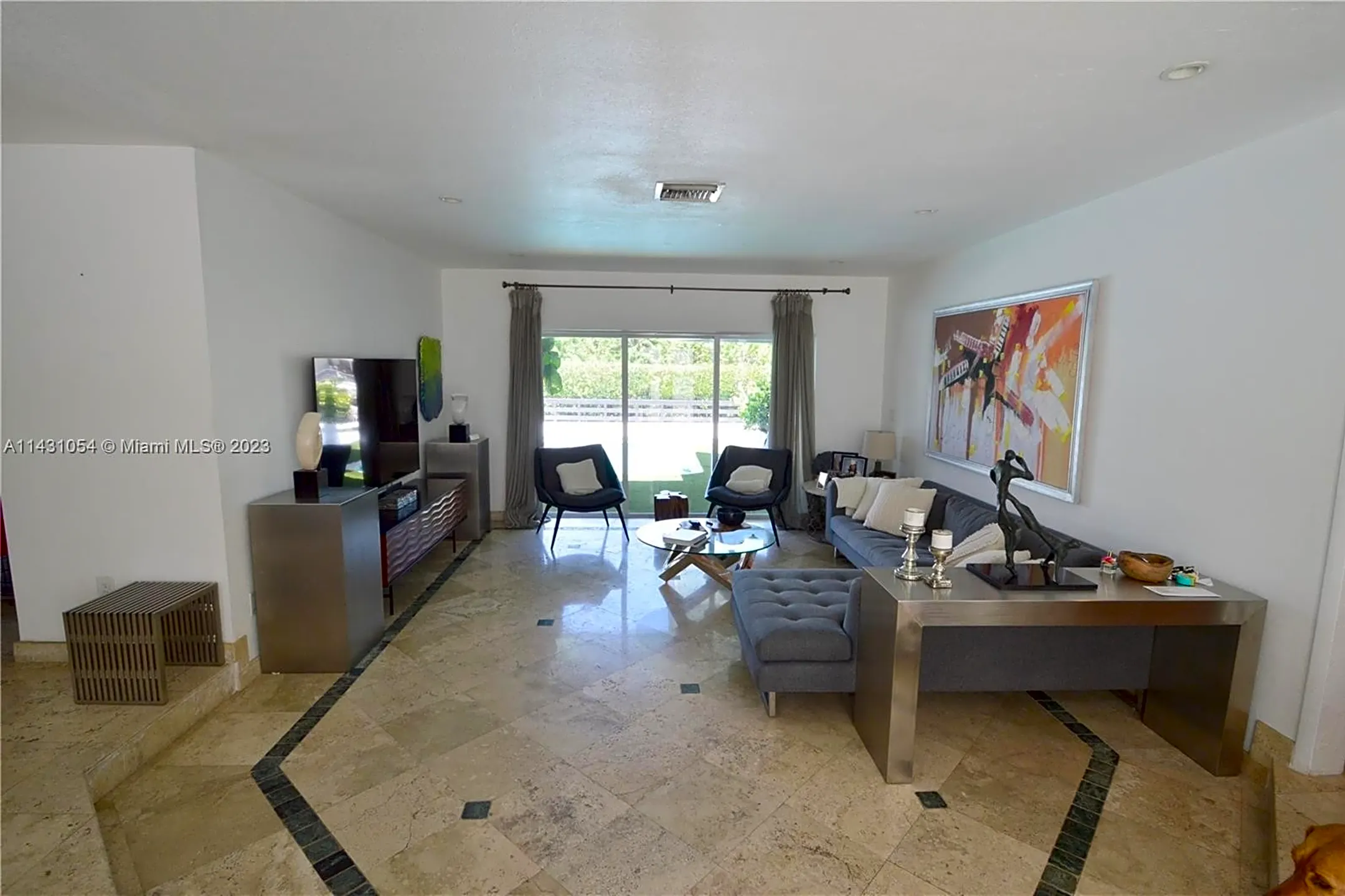 Living Room - 2355 NE 195th St #0 - Miami, FL