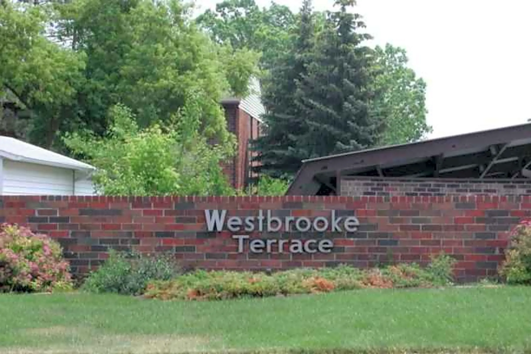 Westbrooke Apartments - Green Bay, WI