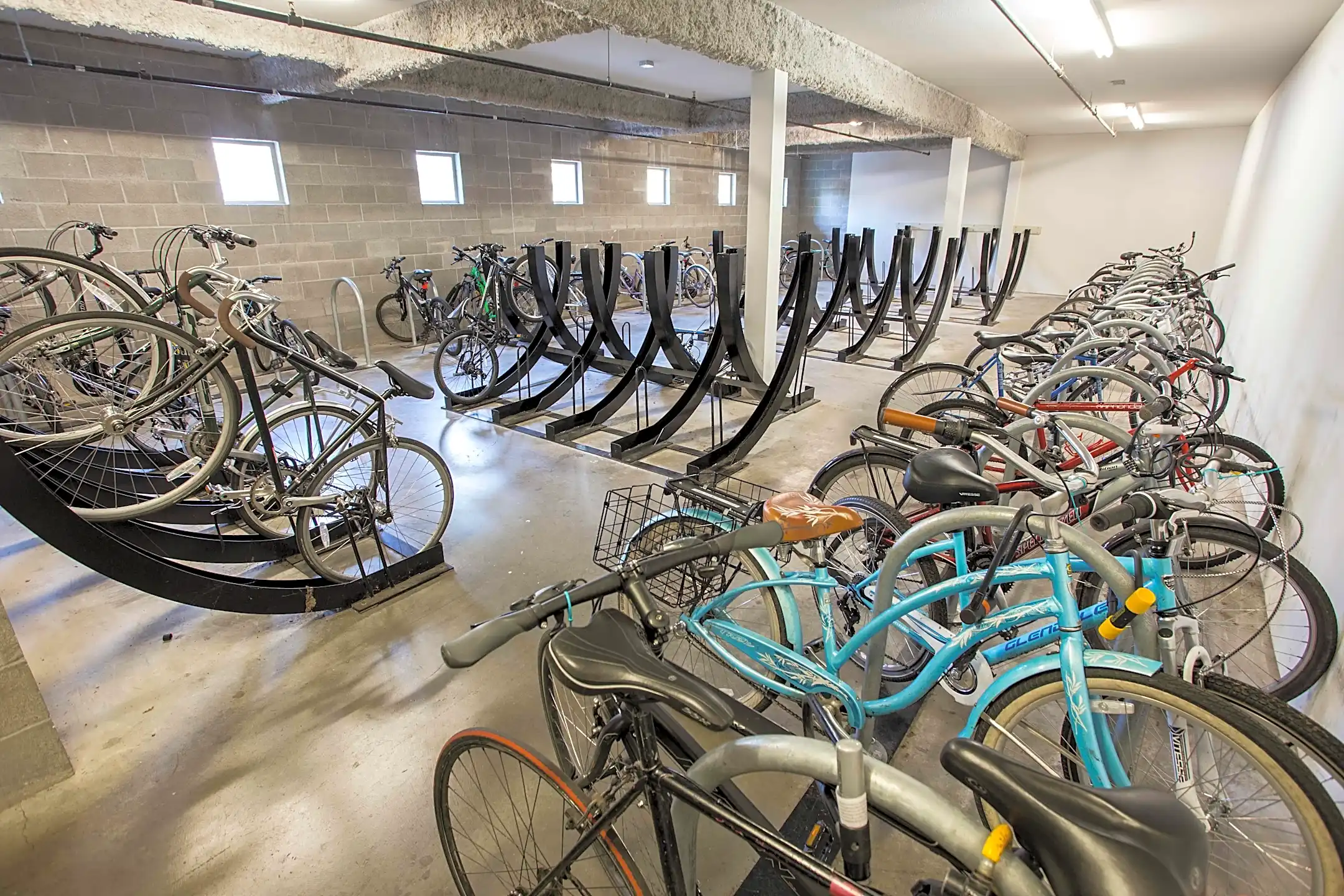 Westgate Eugene, OR 97401