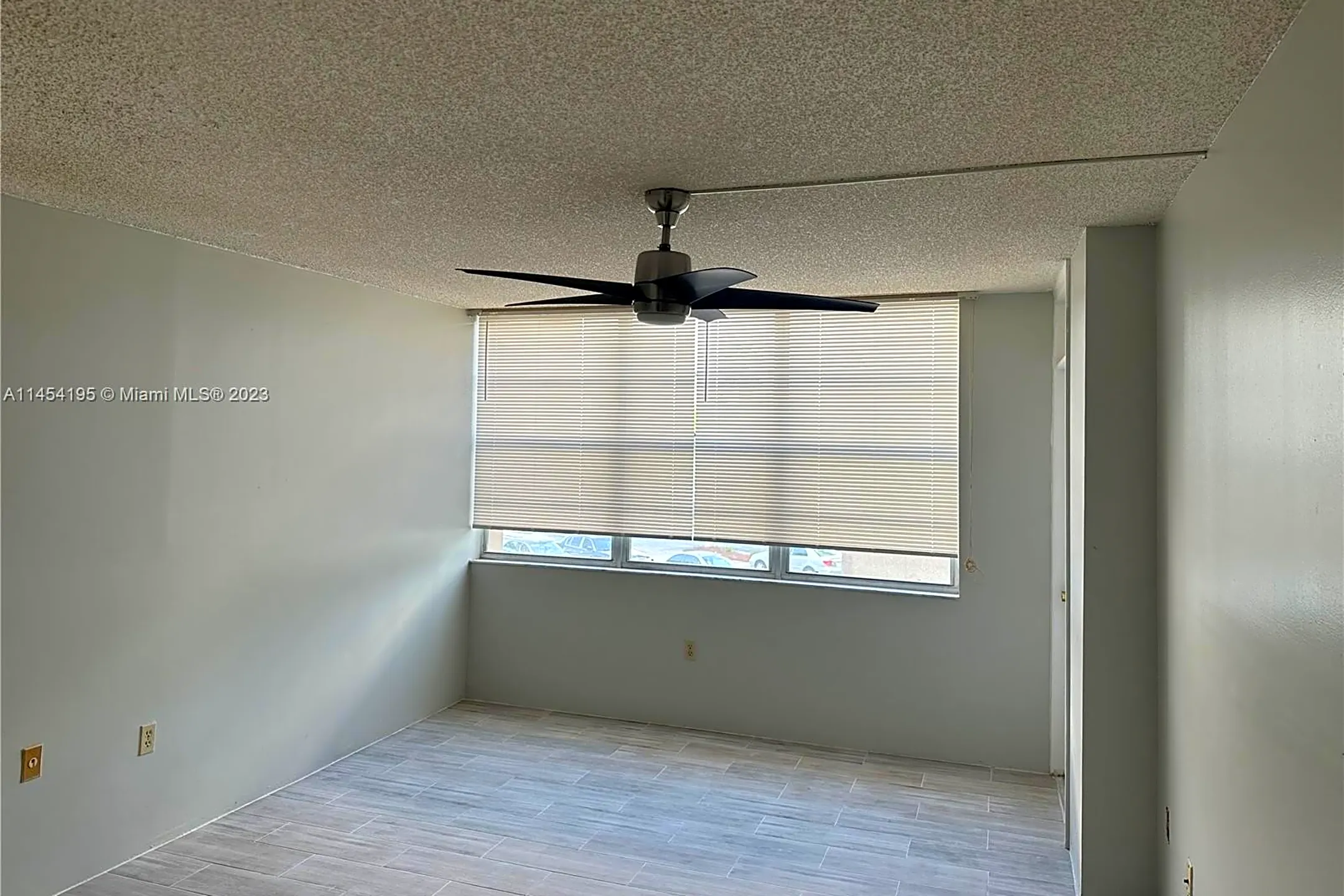 Bedroom - 1100 St Charles Pl #215 - Pembroke Pines, FL