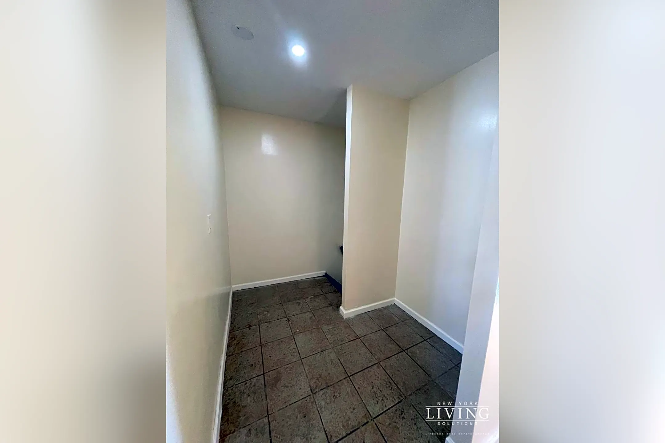 773 Drew St 773 Drew St unit 2L Brooklyn, NY Apartments for Rent