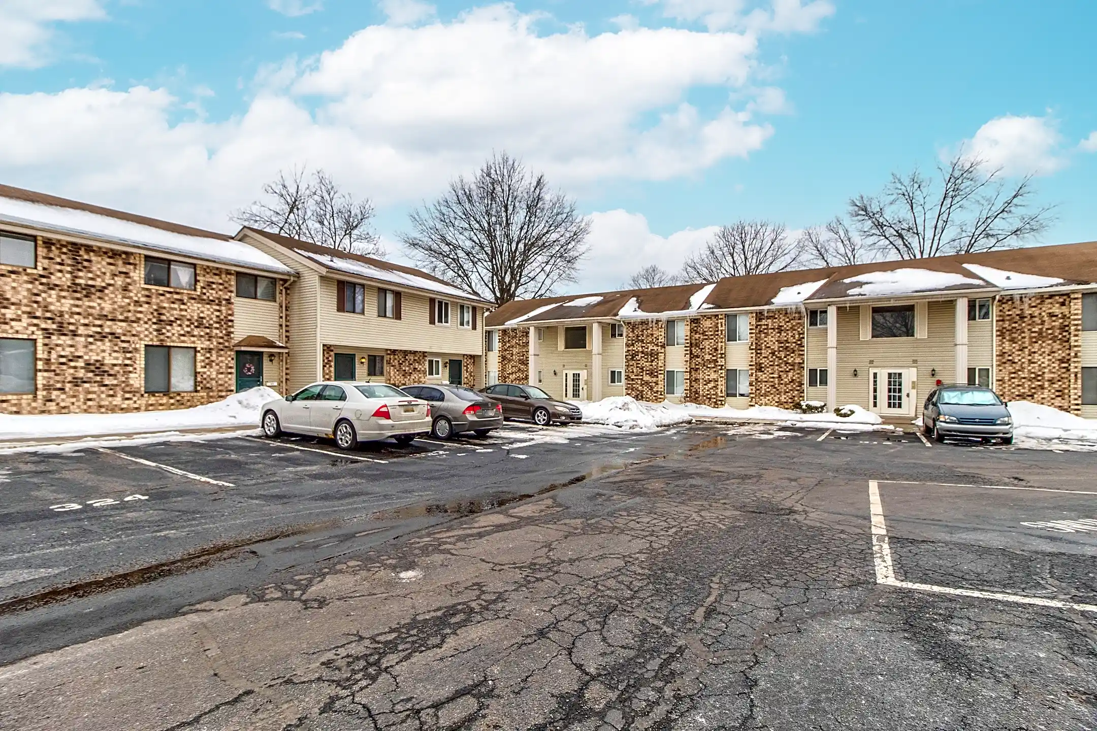 FAIRVIEW COURT APTS Fort Wayne, IN 46816