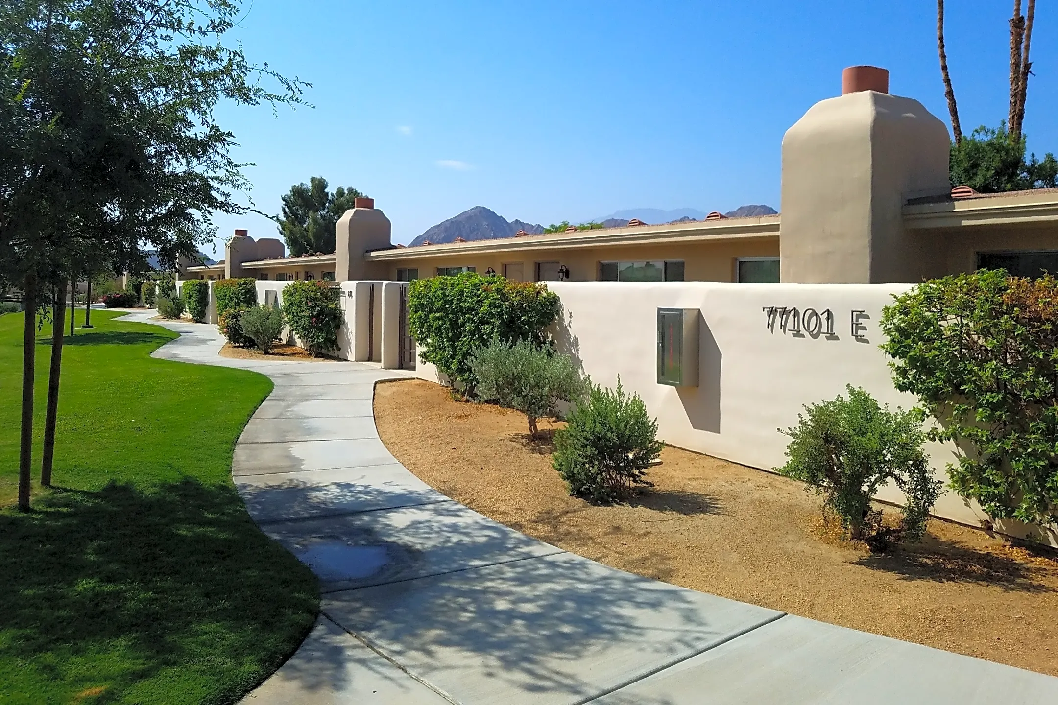 Luxury Apartments In Palm Desert