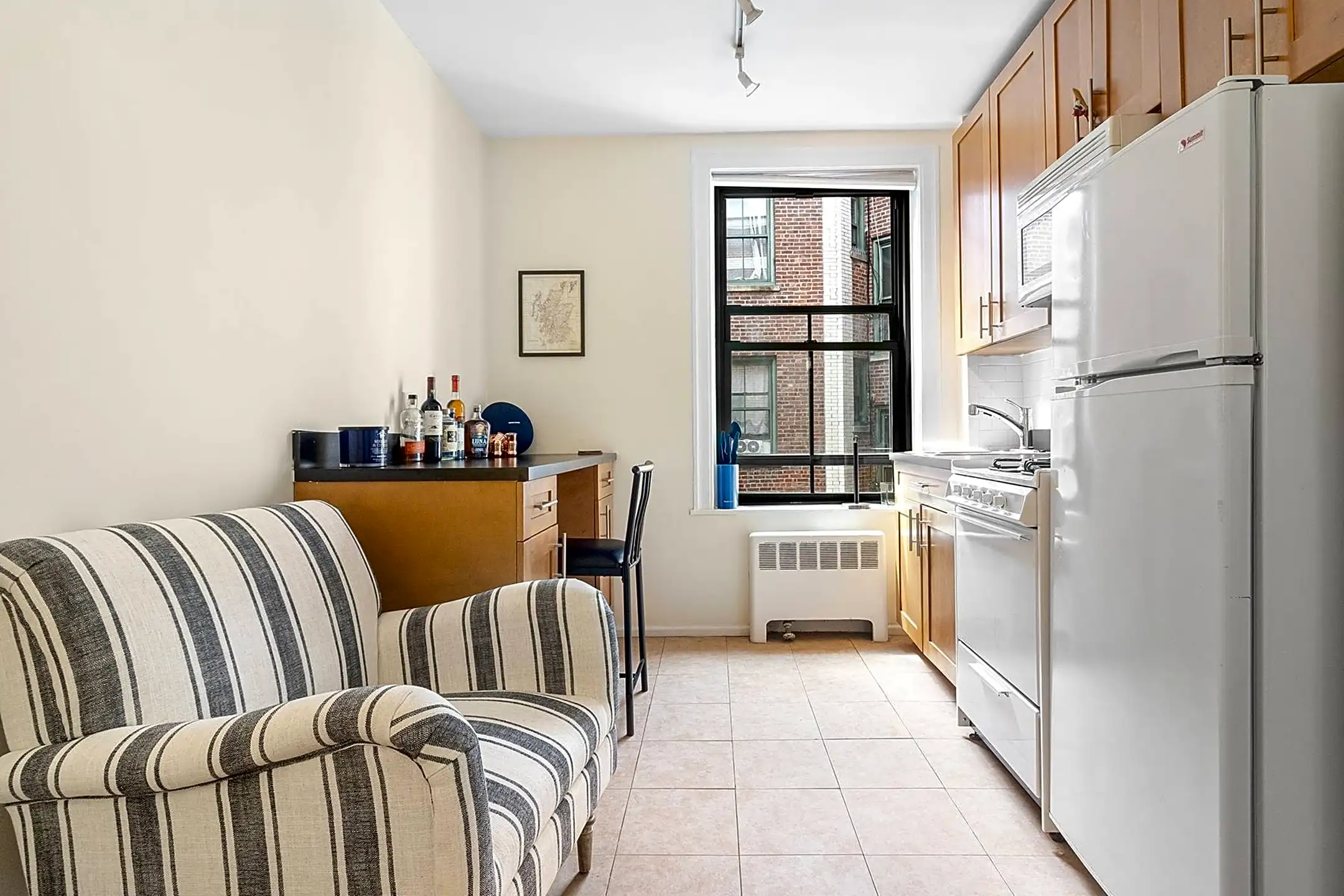 536 E 79th St #5H - New York, NY