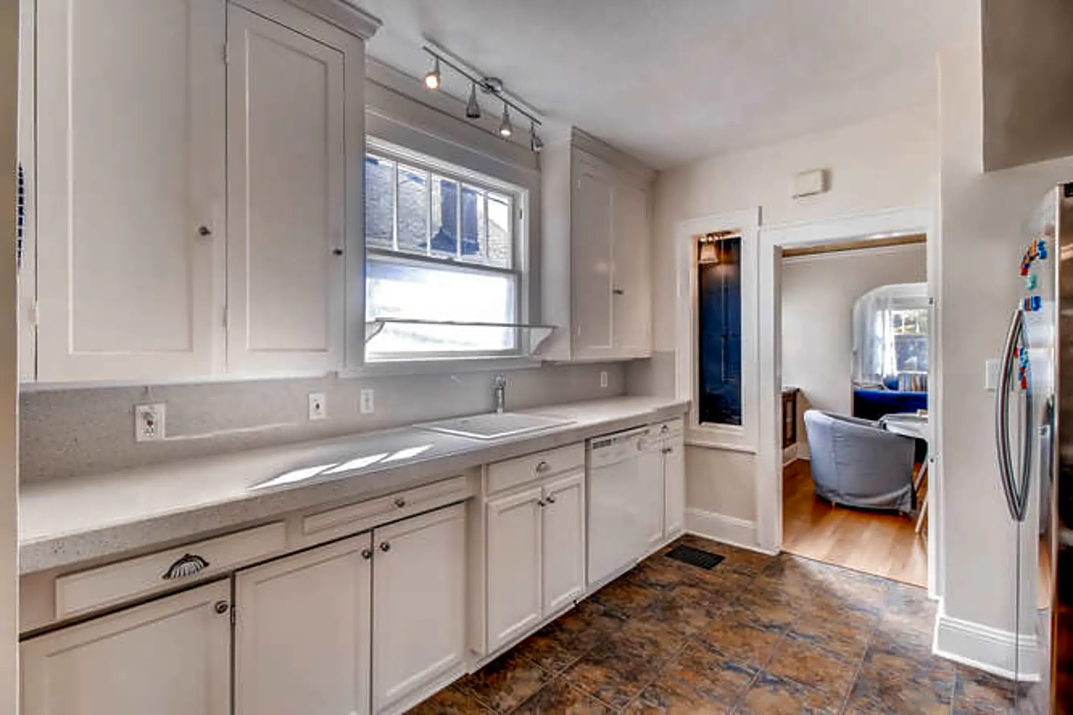 Kitchen - 3115 NE Schuyler St - Portland, OR