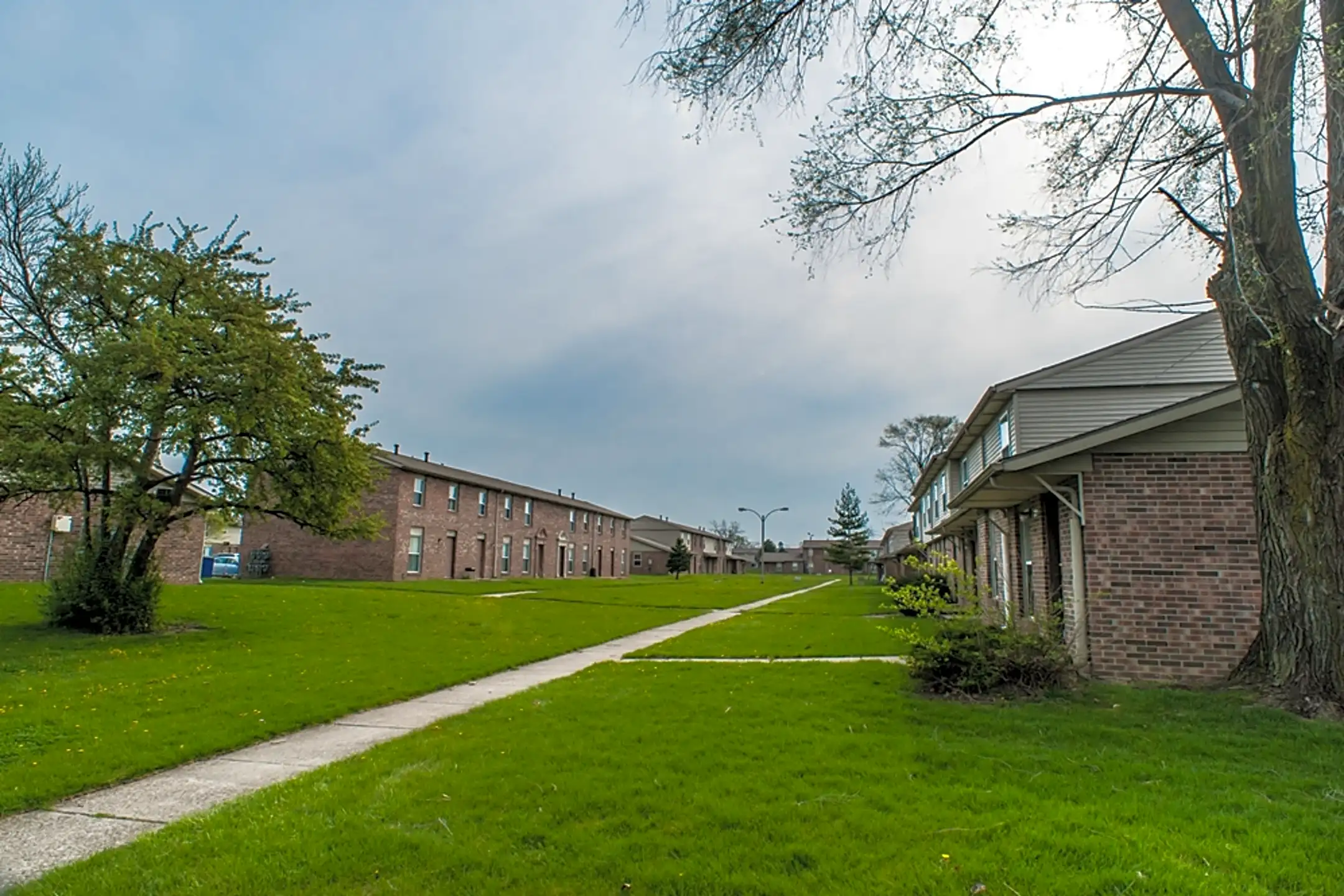 River Pointe Townhomes Fort Wayne, IN 46803