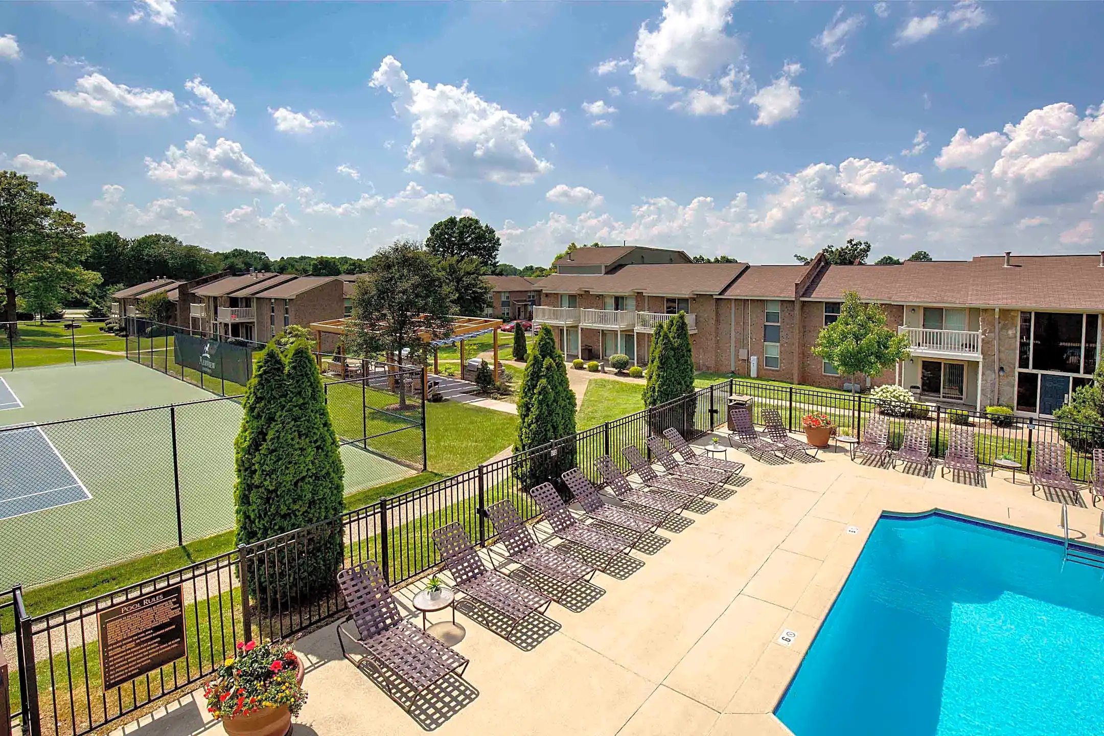 Plainview Apartments Louisville, KY 40223