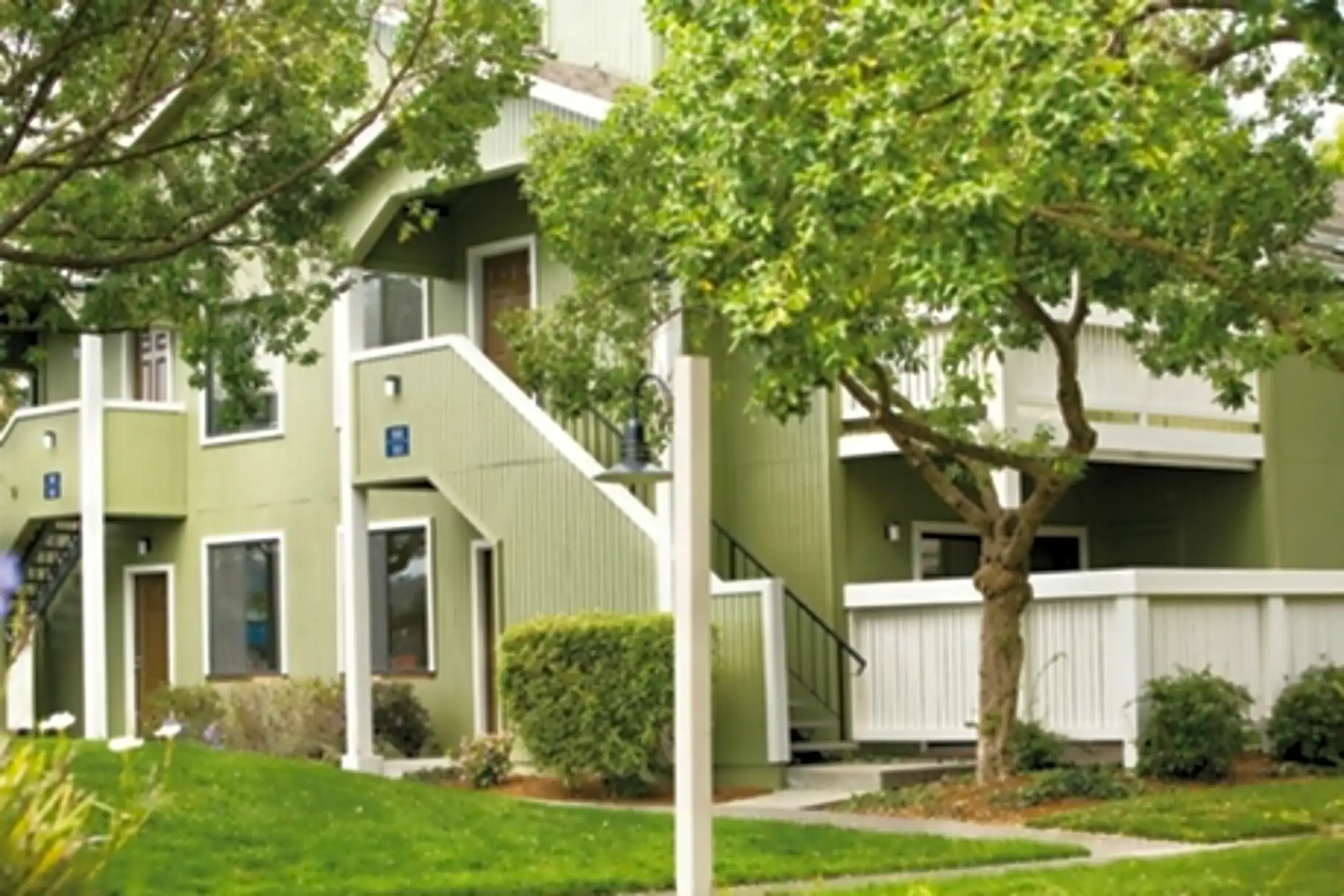 The Cove at Marina Bay 1 Schooner Ct Richmond, CA Apartments for