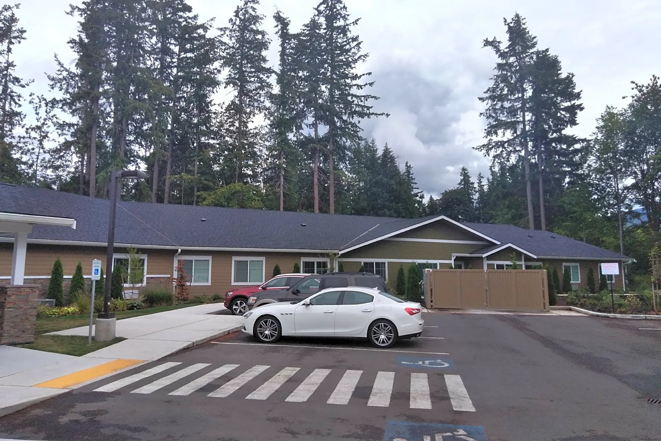 FIELDSTONE MEMORY CARE Apartments - Issaquah, WA 98029