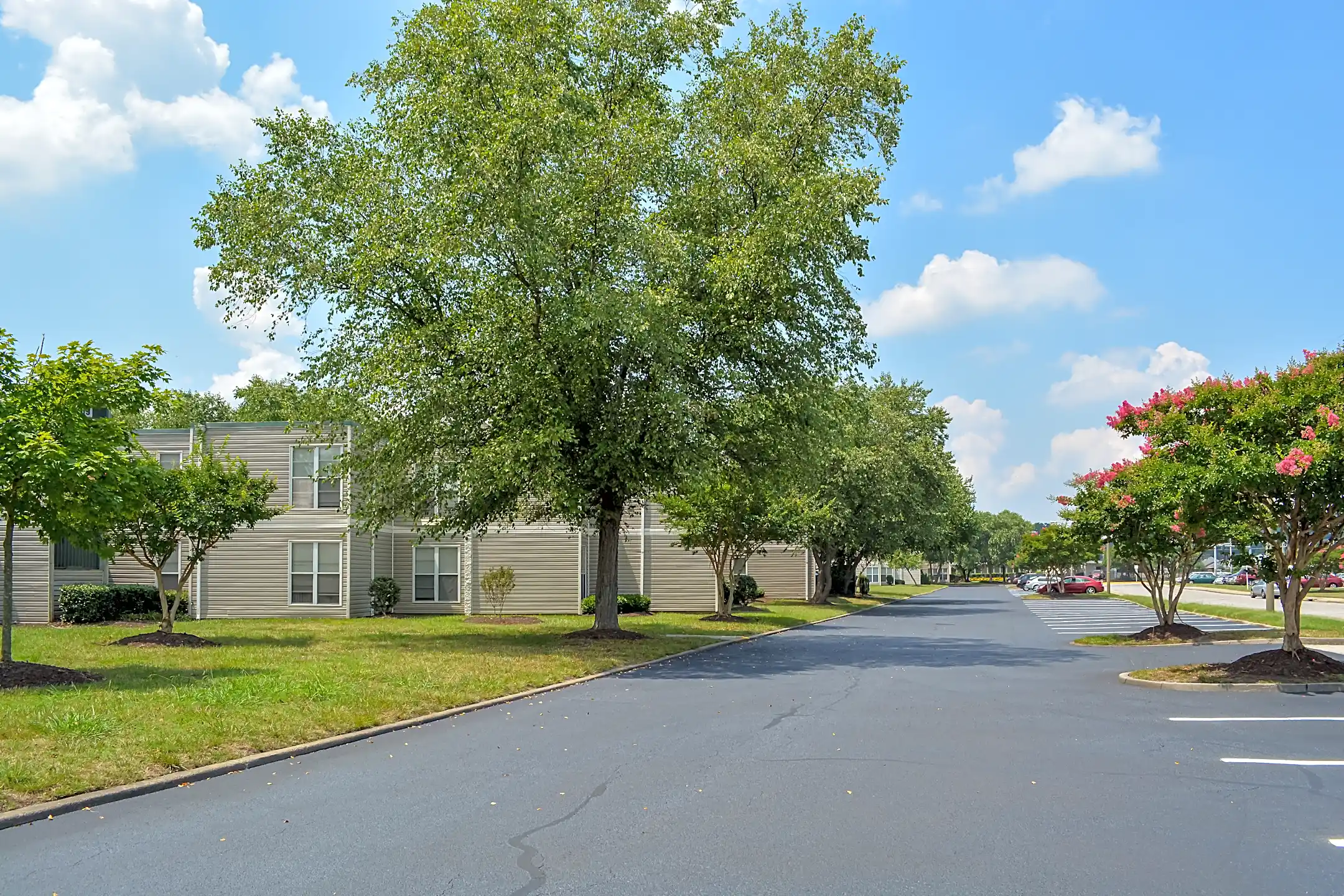 Stone Ridge Apartments 6200 Hightower Rd Portsmouth, VA Apartments