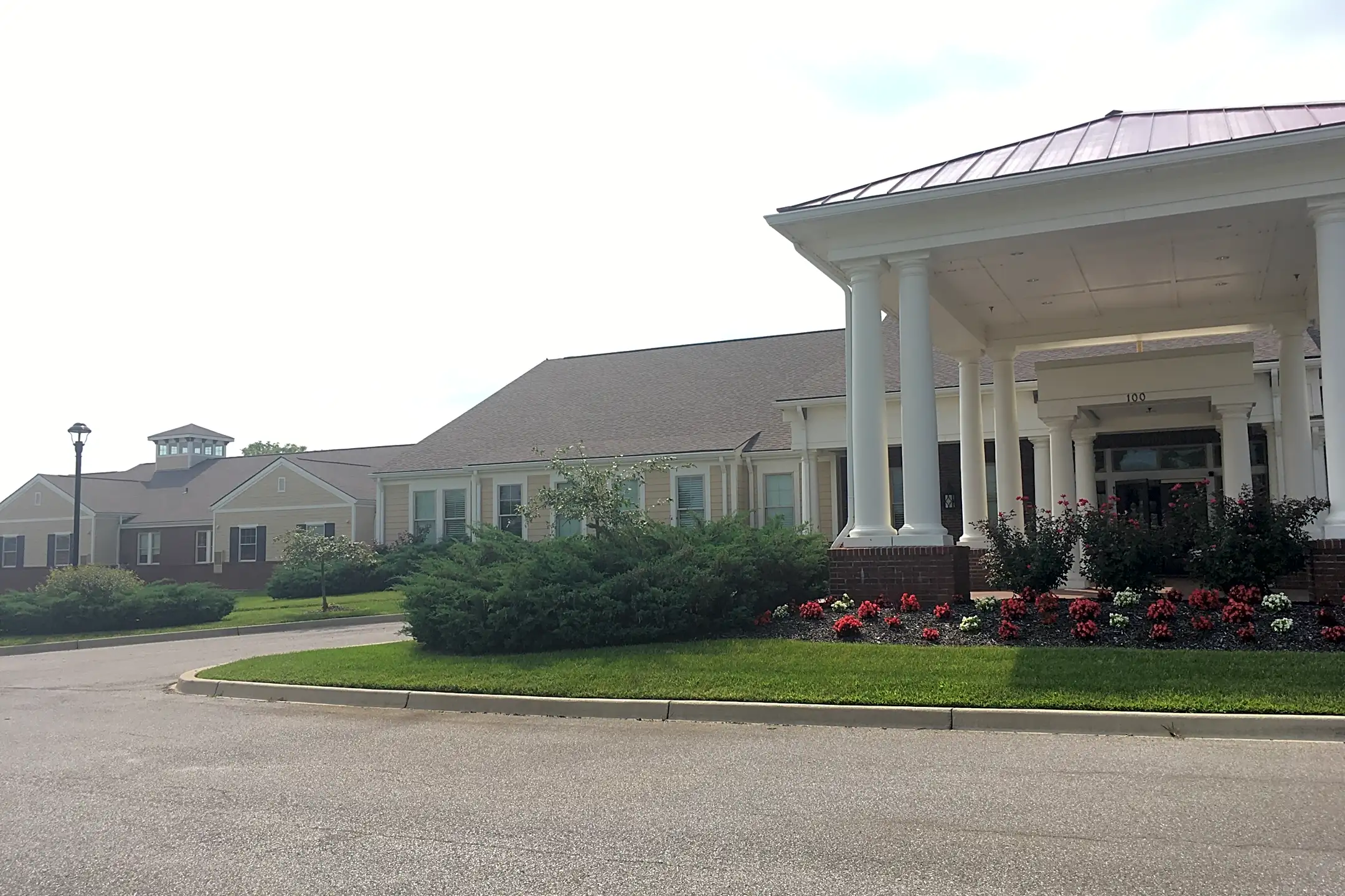 Pool - The Enclave of East Louisville - Louisville, KY