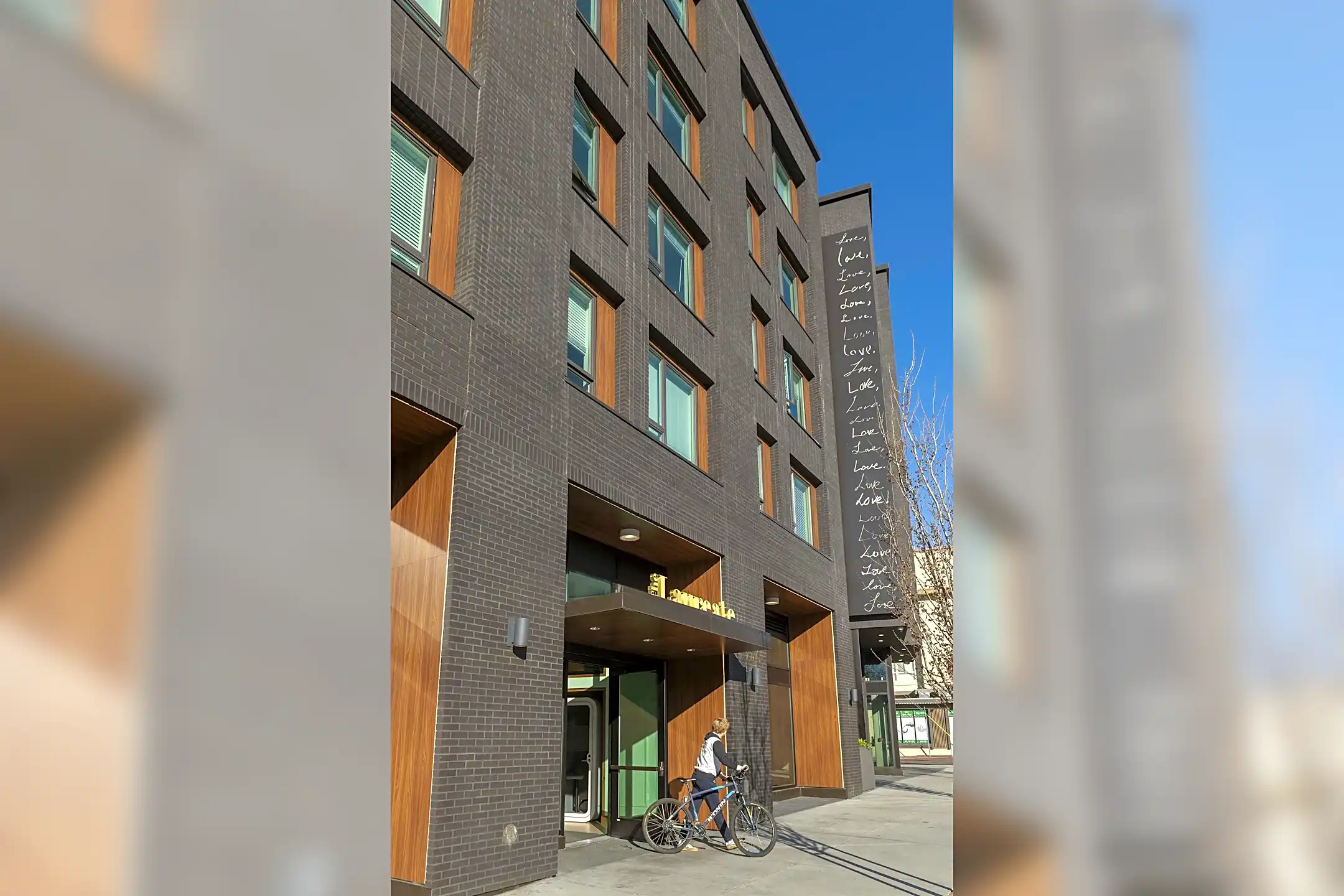 2556 Telegraph Ave Apartments Berkeley, CA 94704