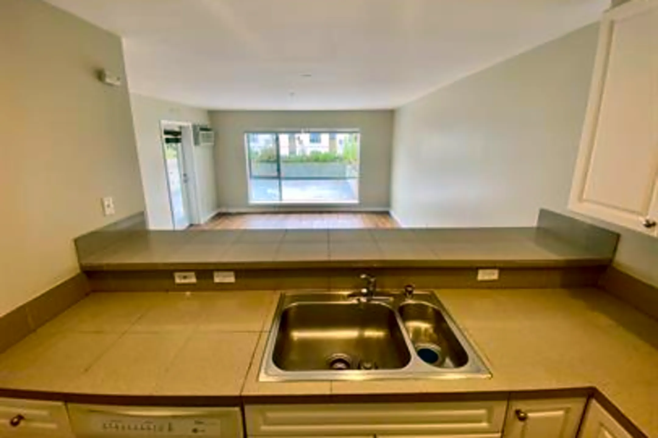 103 Main St E Houses Clarks Grove, MN 56016