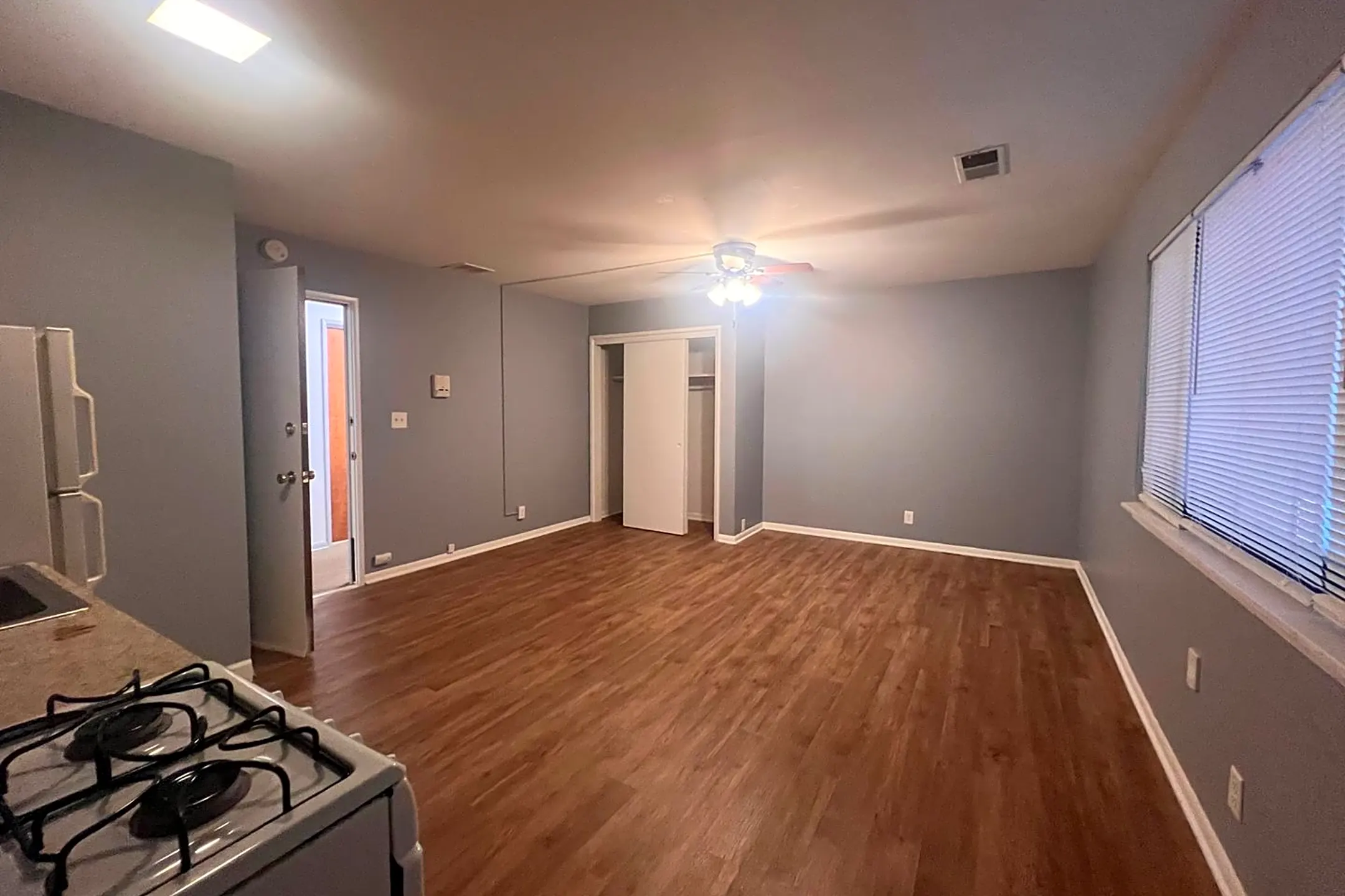 1517 E Royall Pl 1517 E Royall Pl unit 6 Milwaukee, WI Houses for