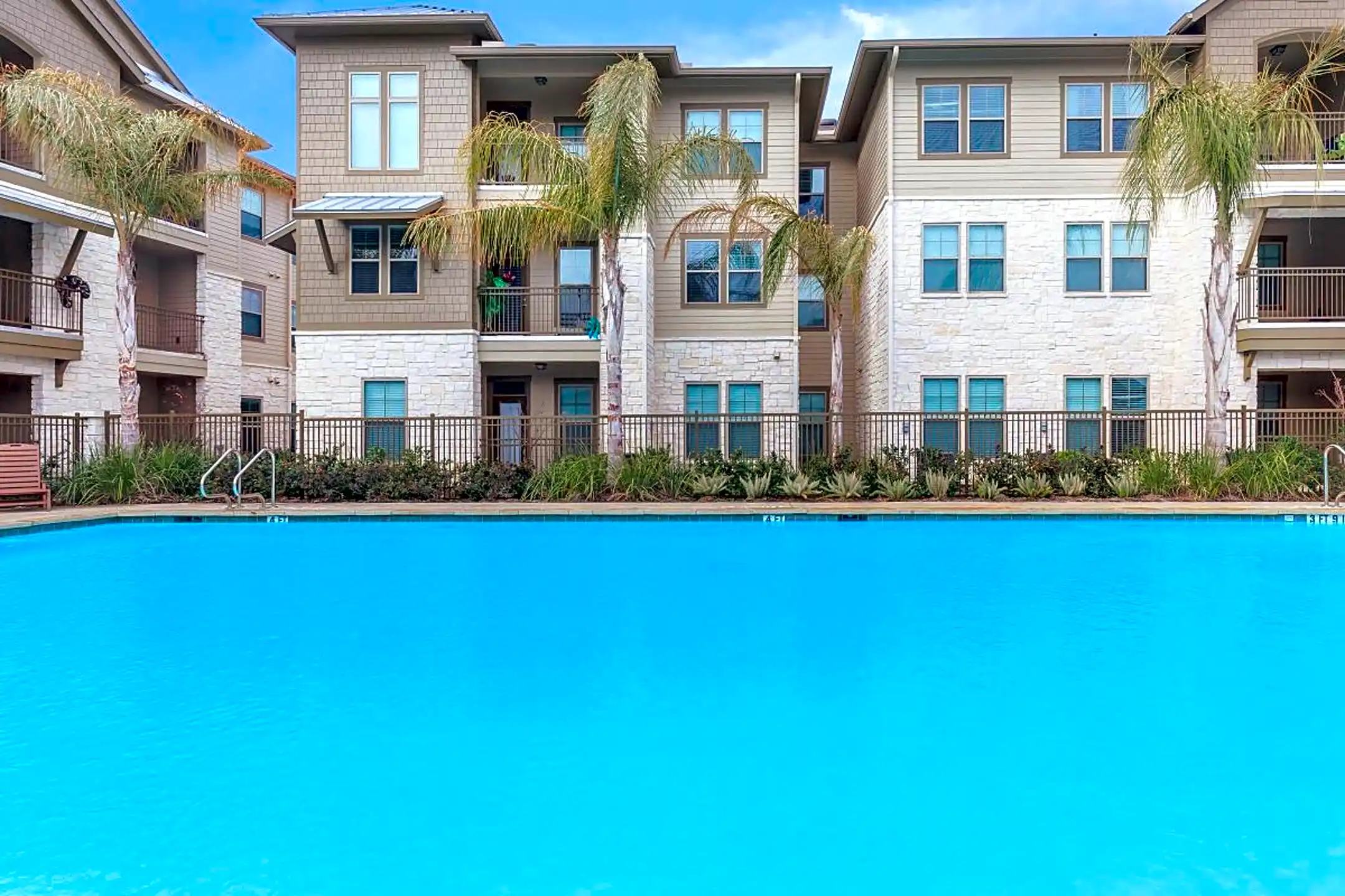 Catalon Apartment Homes Houston, TX 77084